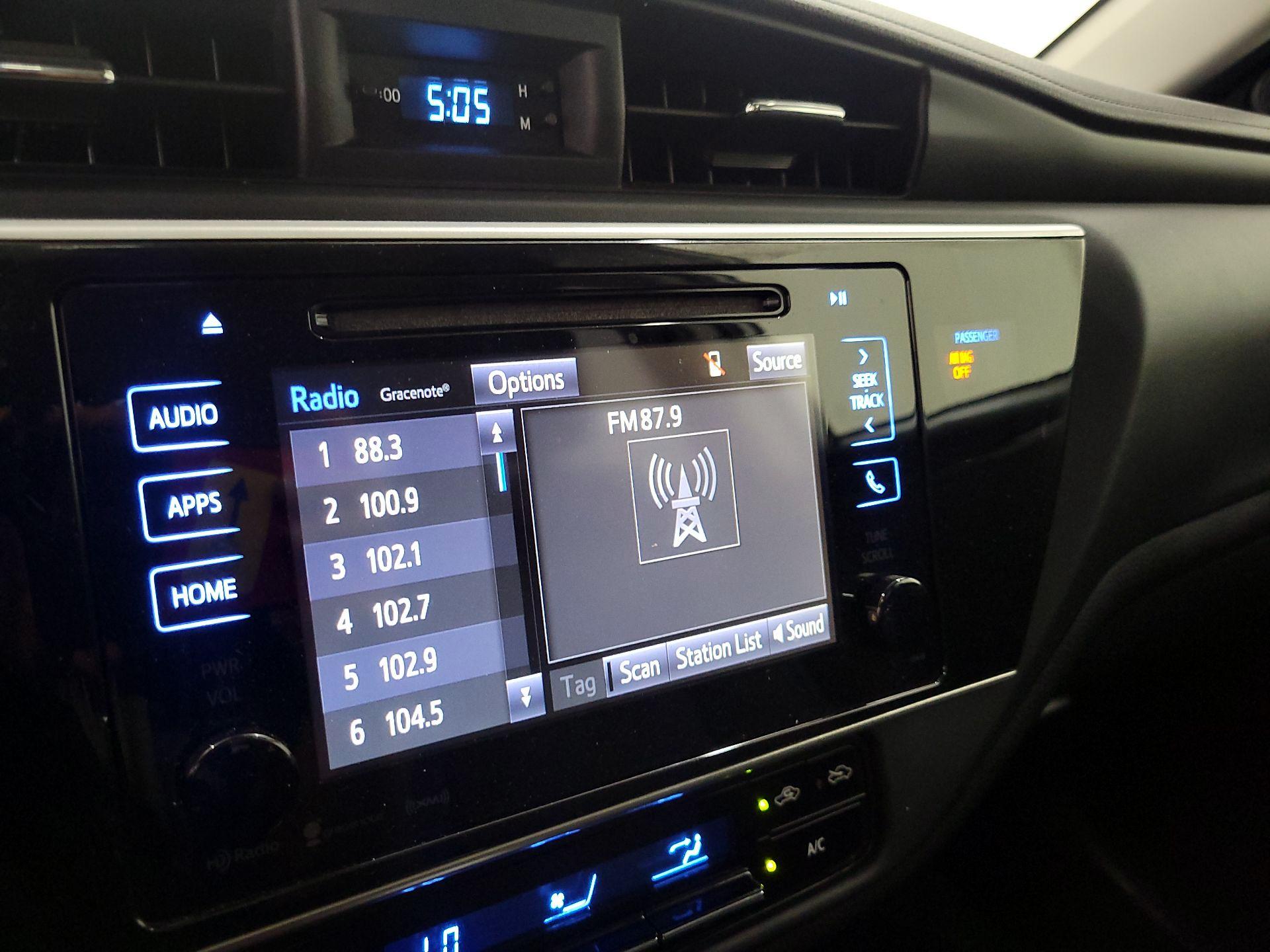 Thumbnail: 2019 Toyota Corolla - 15