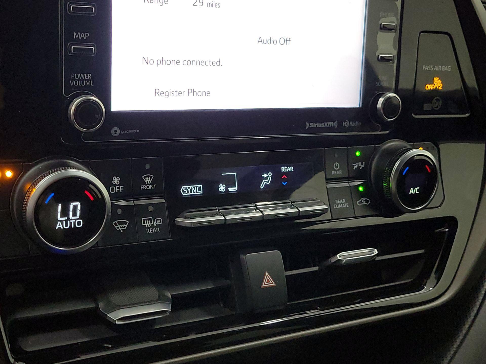 Thumbnail: 2020 Toyota Highlander - 16