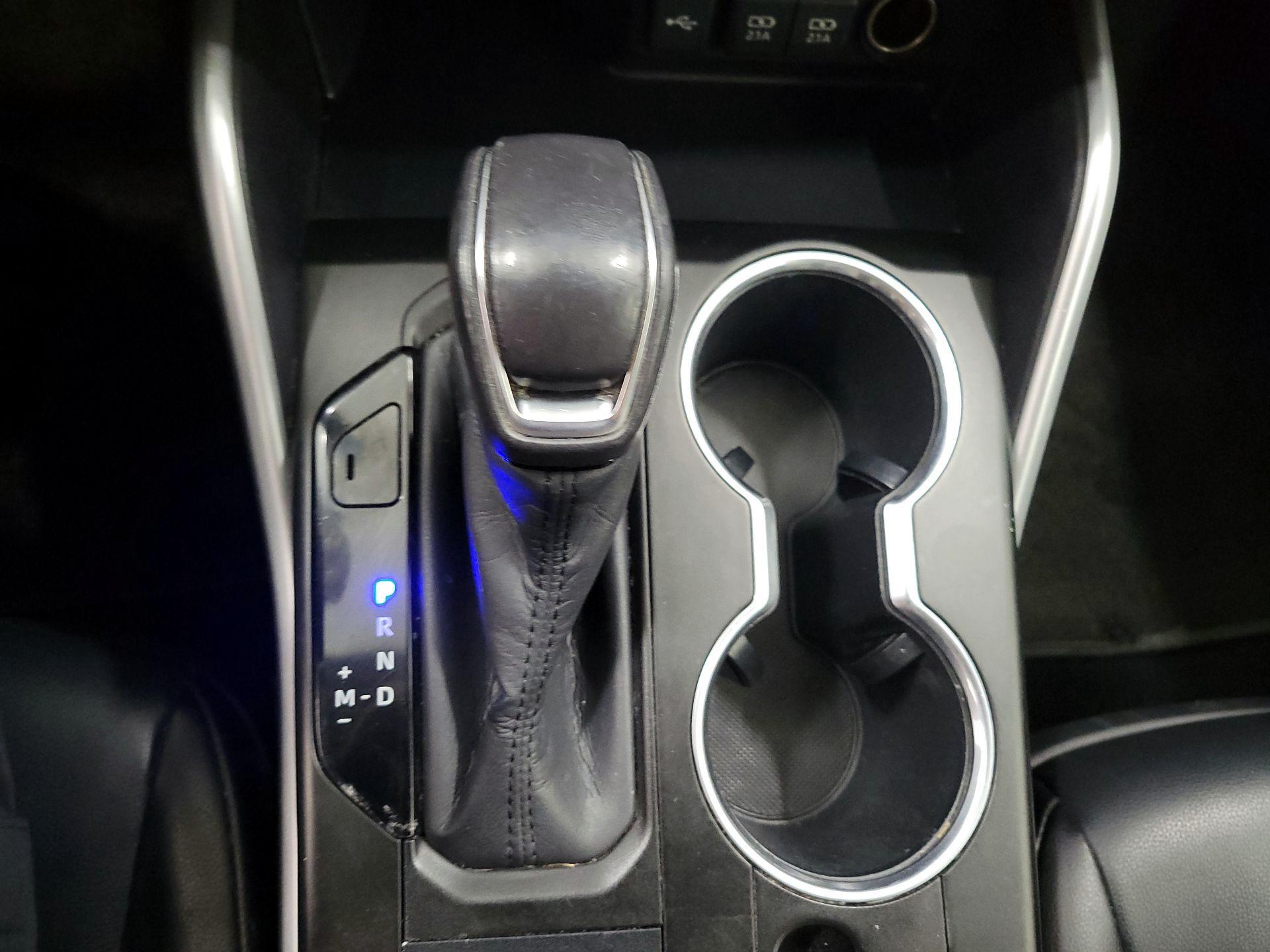 Thumbnail: 2020 Toyota Highlander - 17