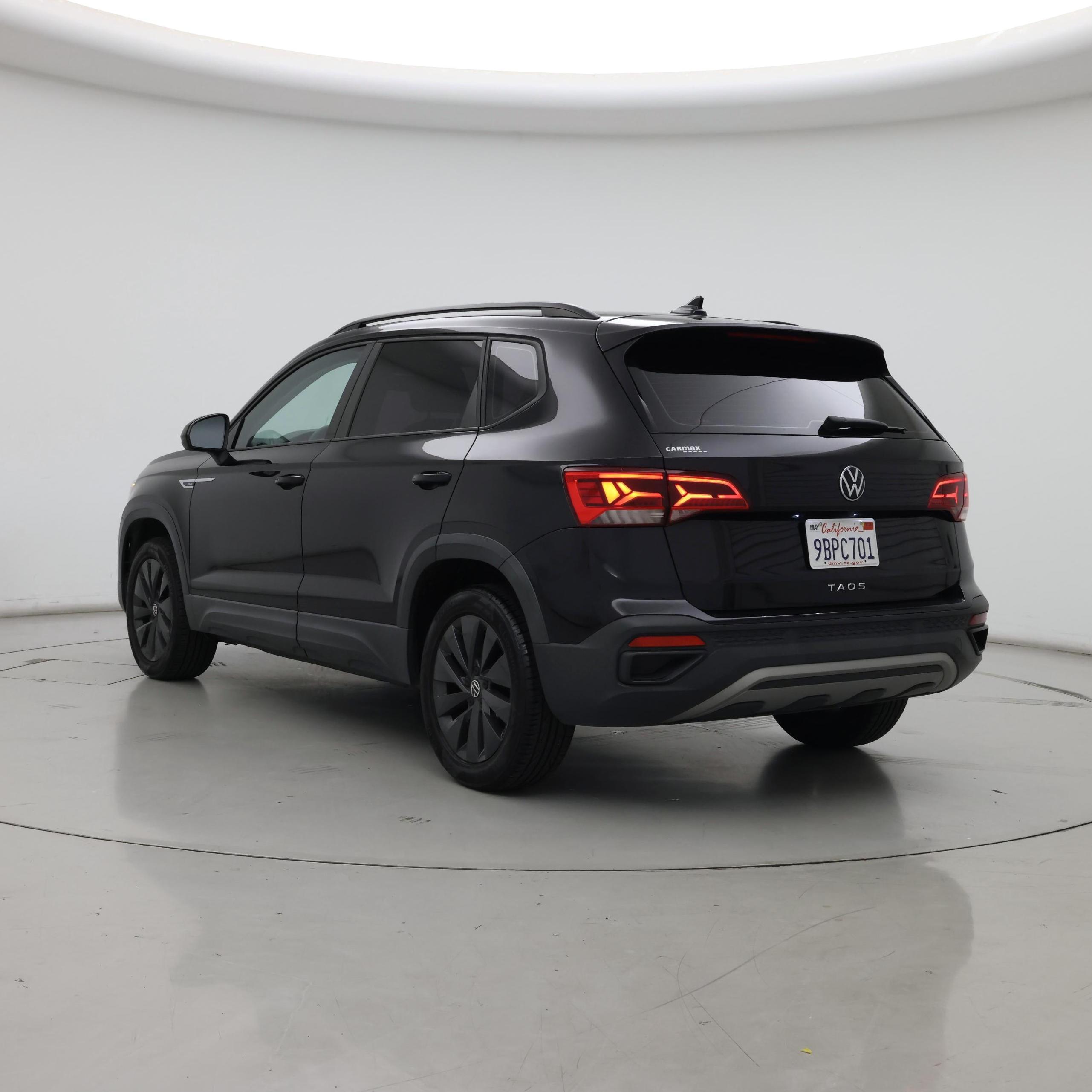 Thumbnail: 2022 Volkswagen Taos - 2