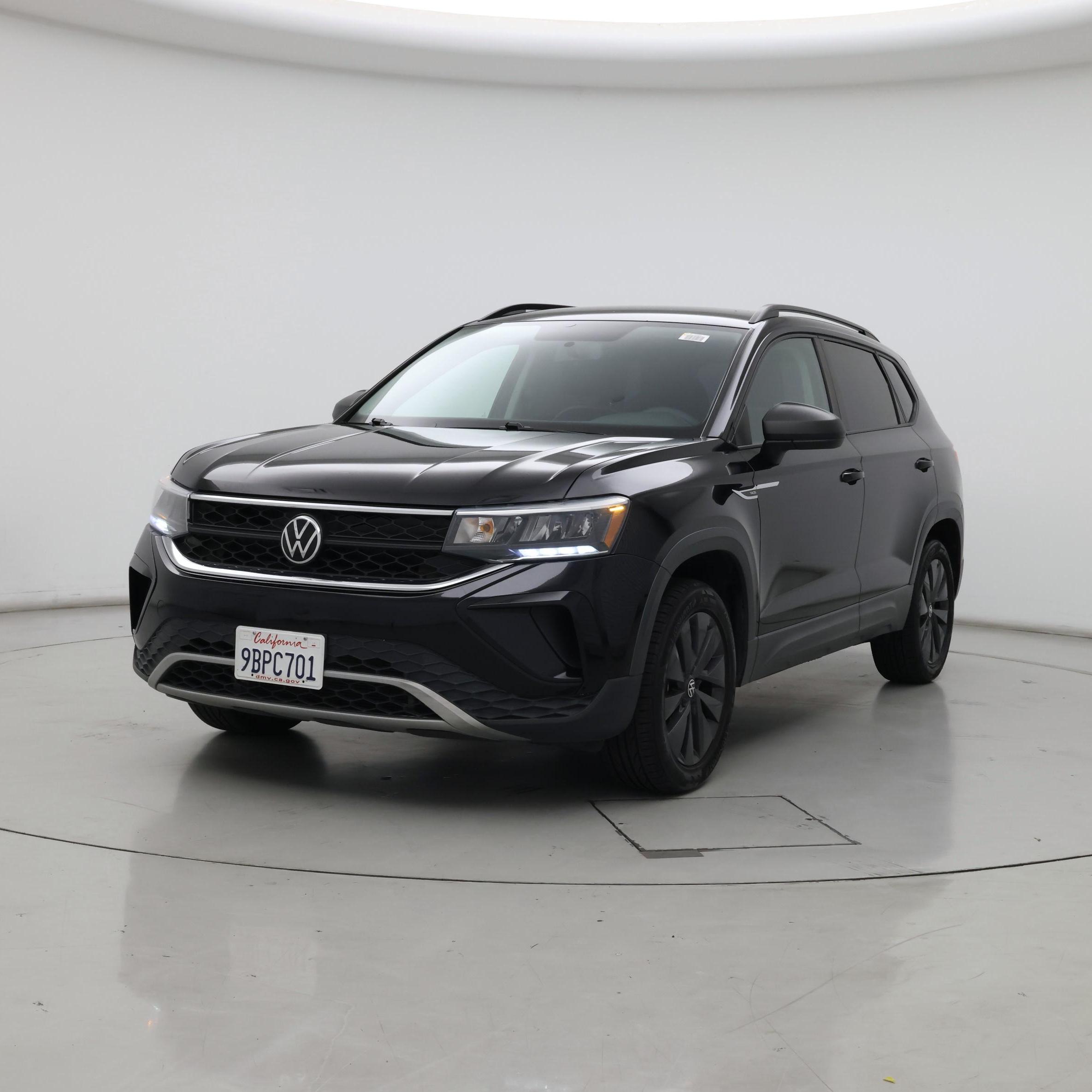 Thumbnail: 2022 Volkswagen Taos - 4