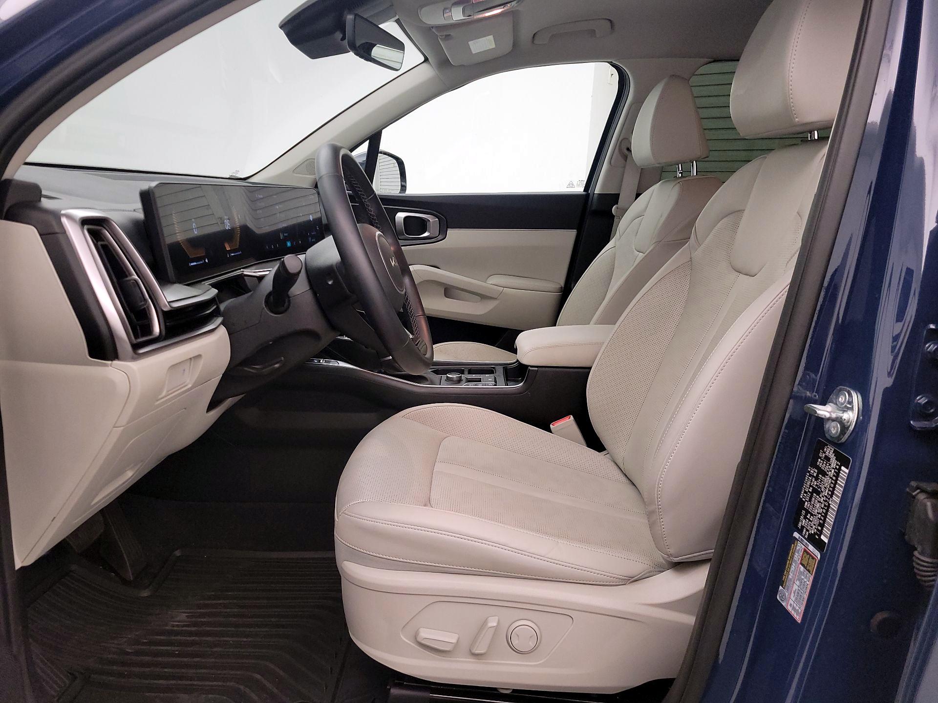 Thumbnail: 2025 Kia Sorento - 11