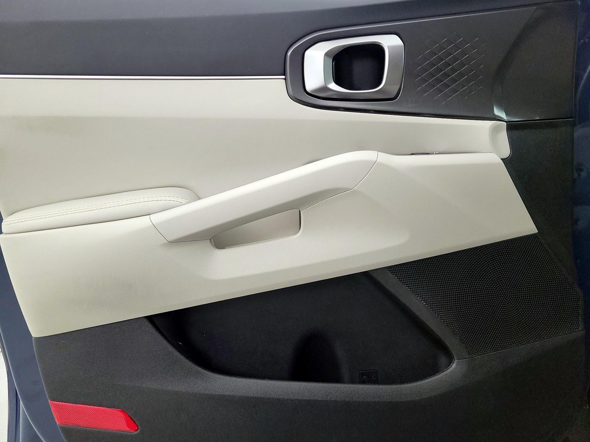 Thumbnail: 2025 Kia Sorento - 12