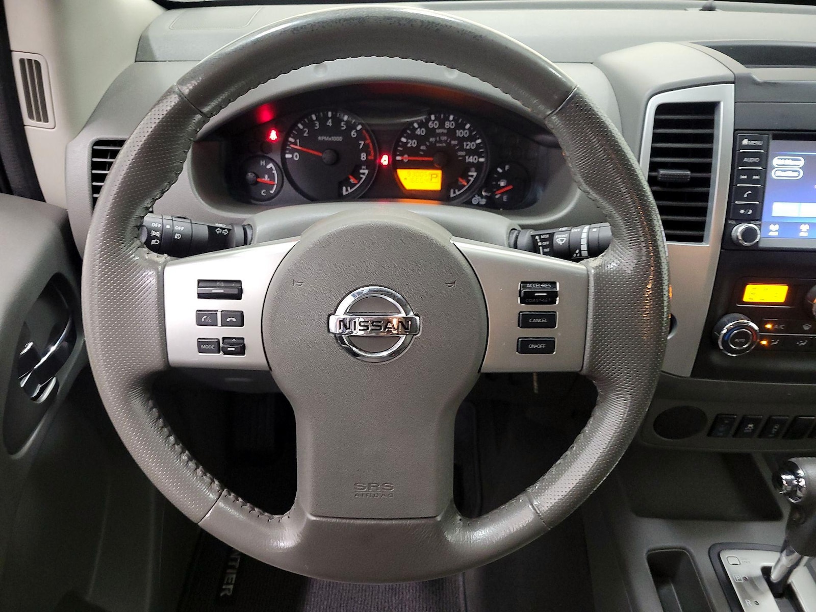 2019 Nissan Frontier SV - Photo 11