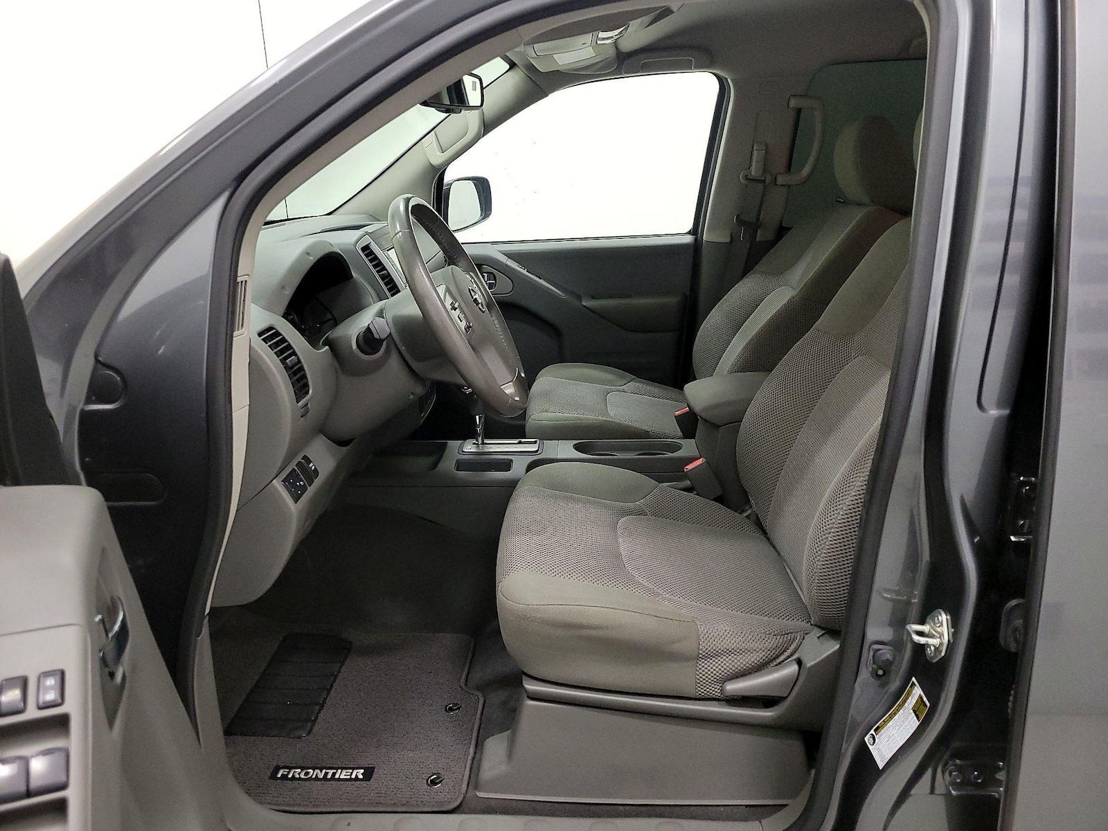 2019 Nissan Frontier SV - Photo 12