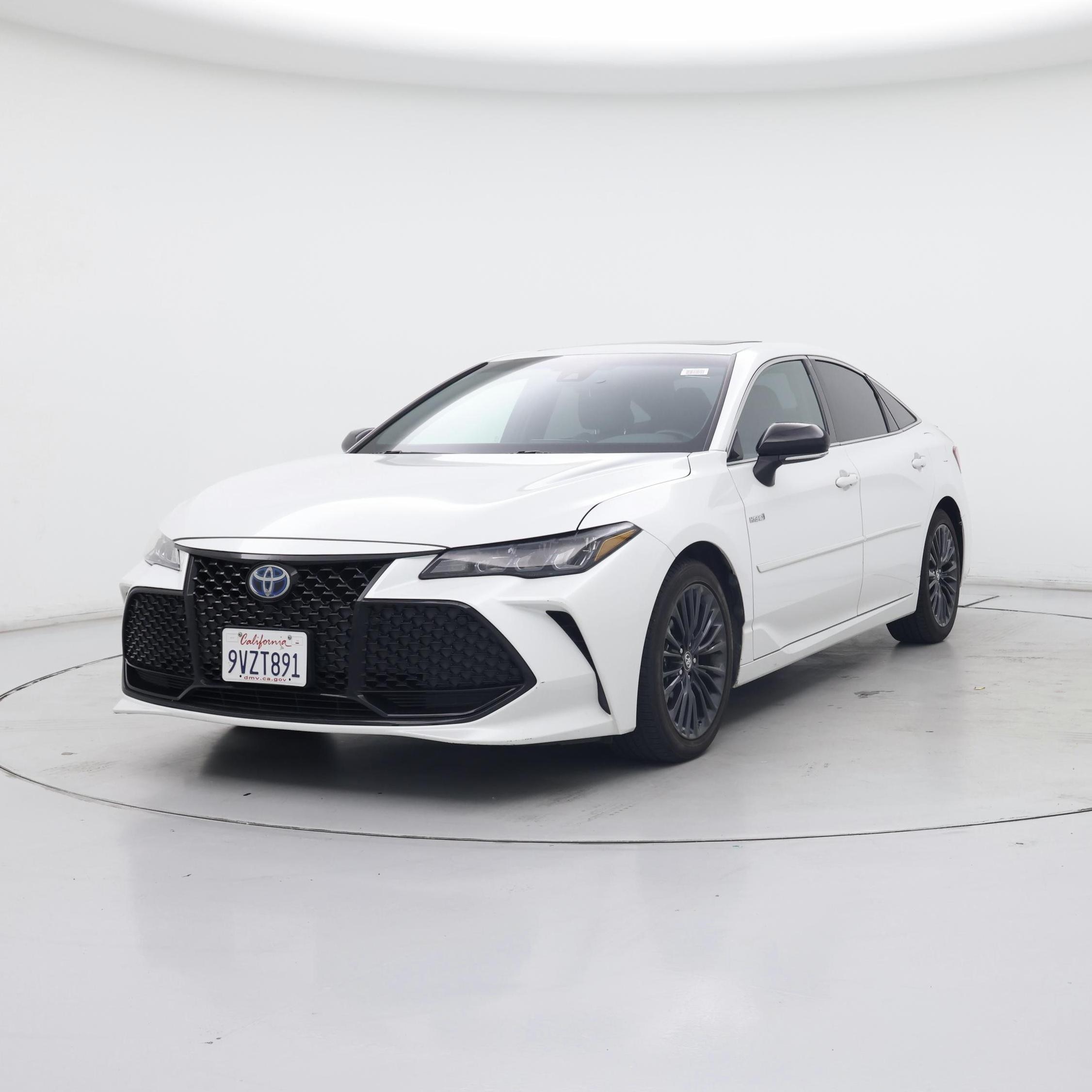 Thumbnail: 2019 Toyota Avalon - 4
