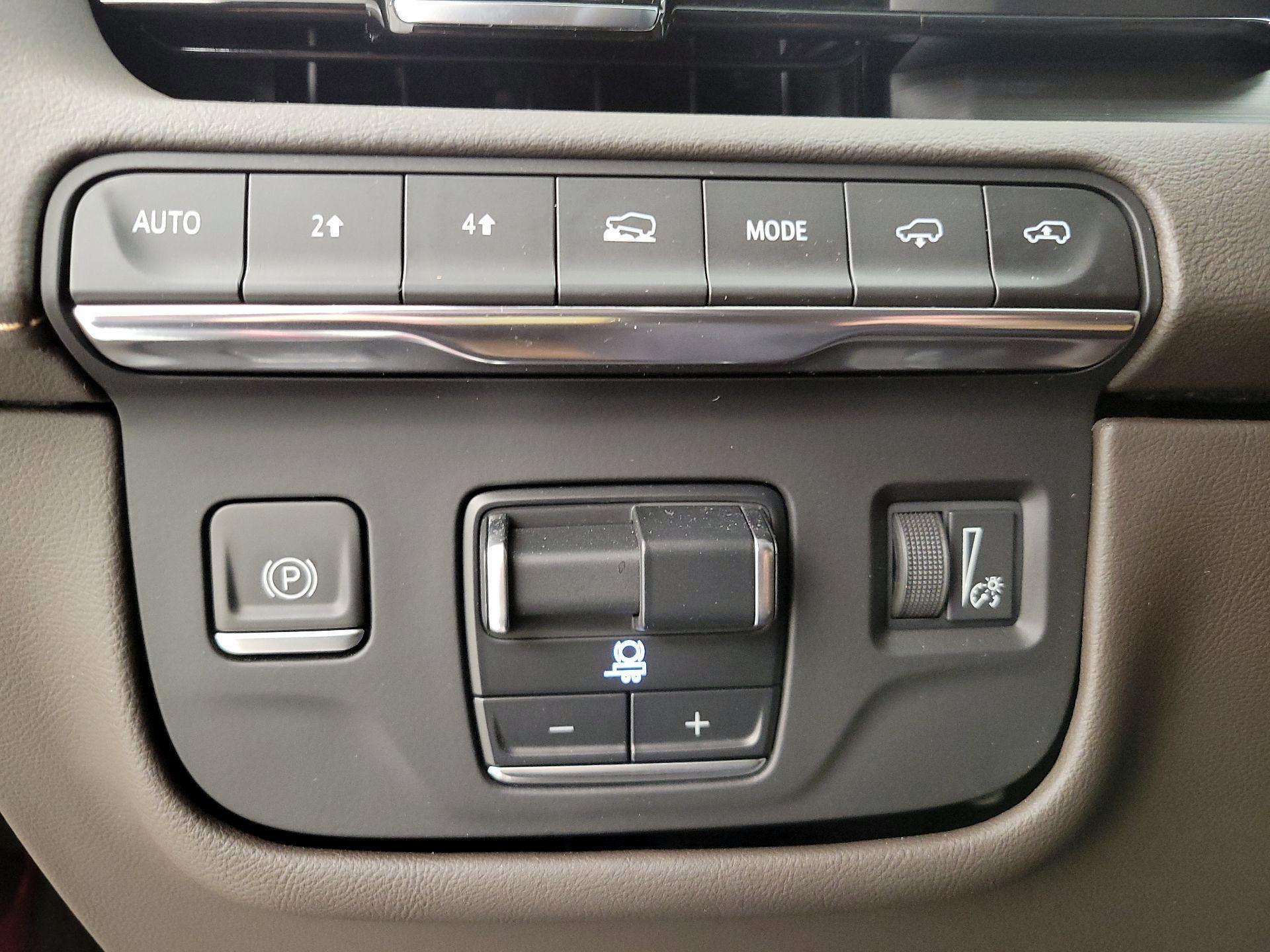 Thumbnail: 2023 Cadillac Escalade - 13