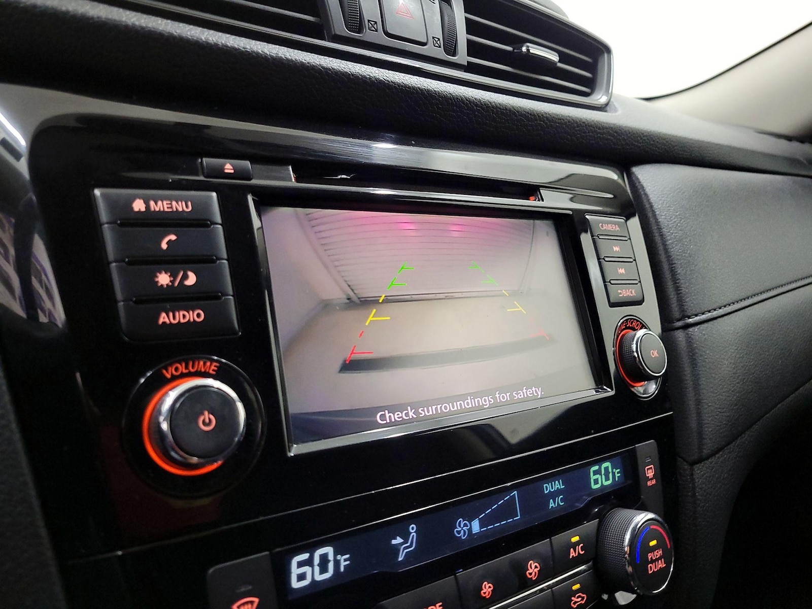 2018 Nissan Rogue SV - Photo 15