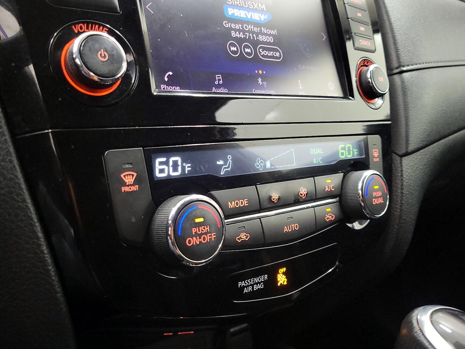 2018 Nissan Rogue SV - Photo 17