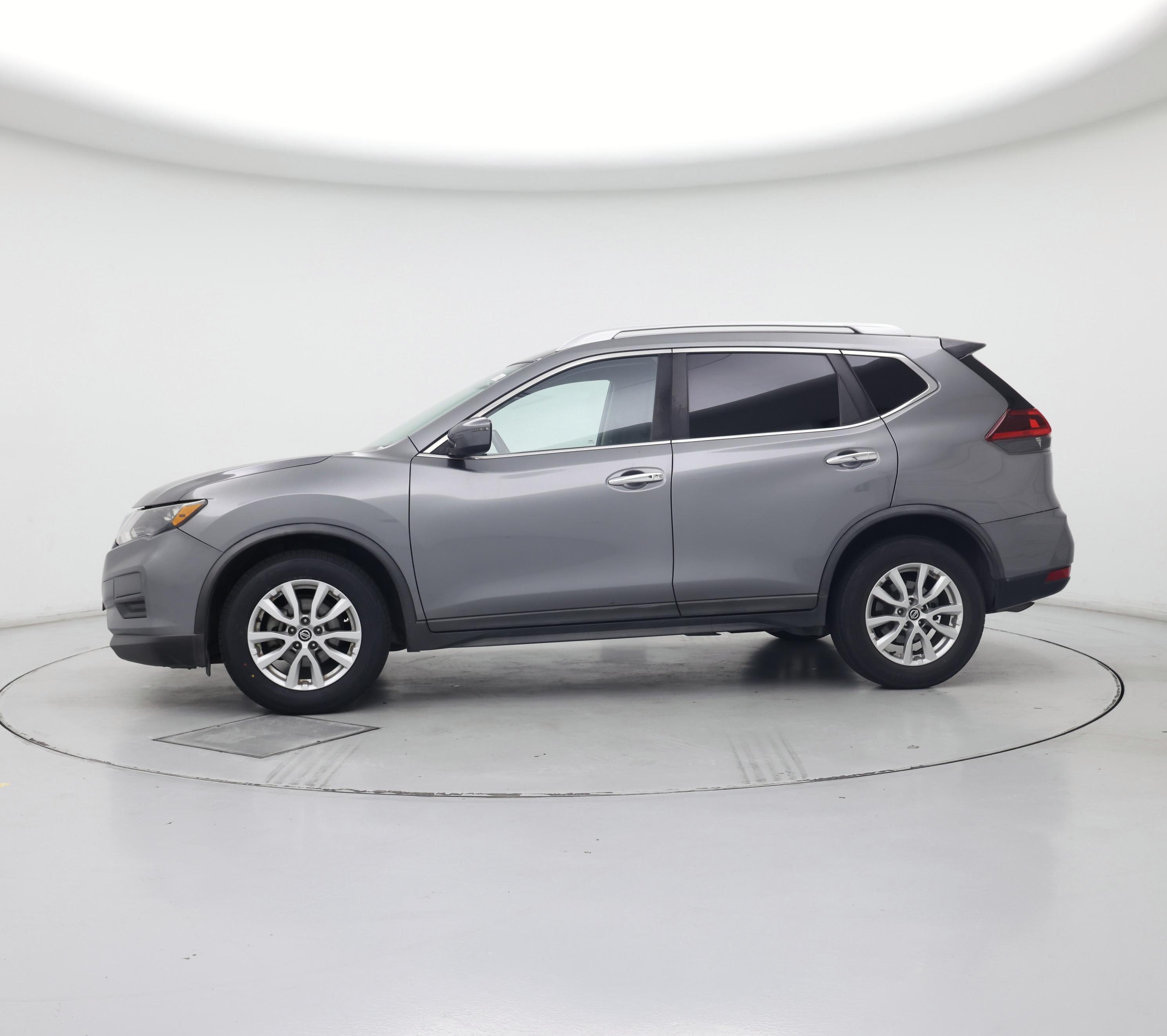 Thumbnail: 2018 Nissan Rogue - 3