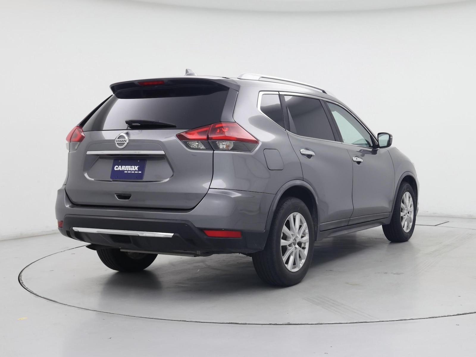 2018 Nissan Rogue SV - Photo 9