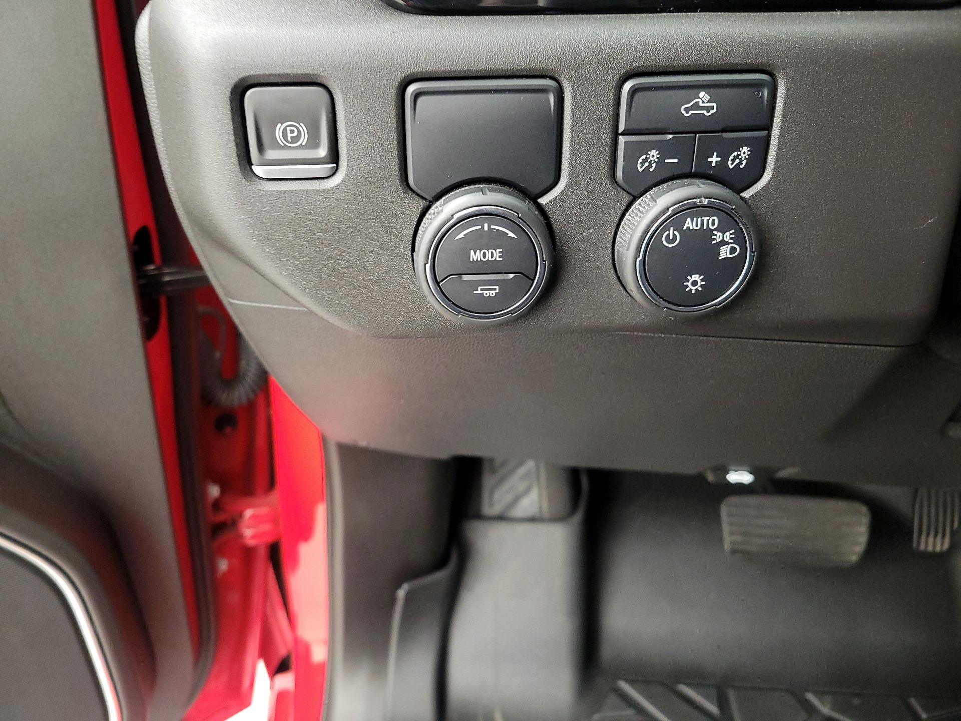 Thumbnail: 2023 Chevrolet Silverado 1500 - 13