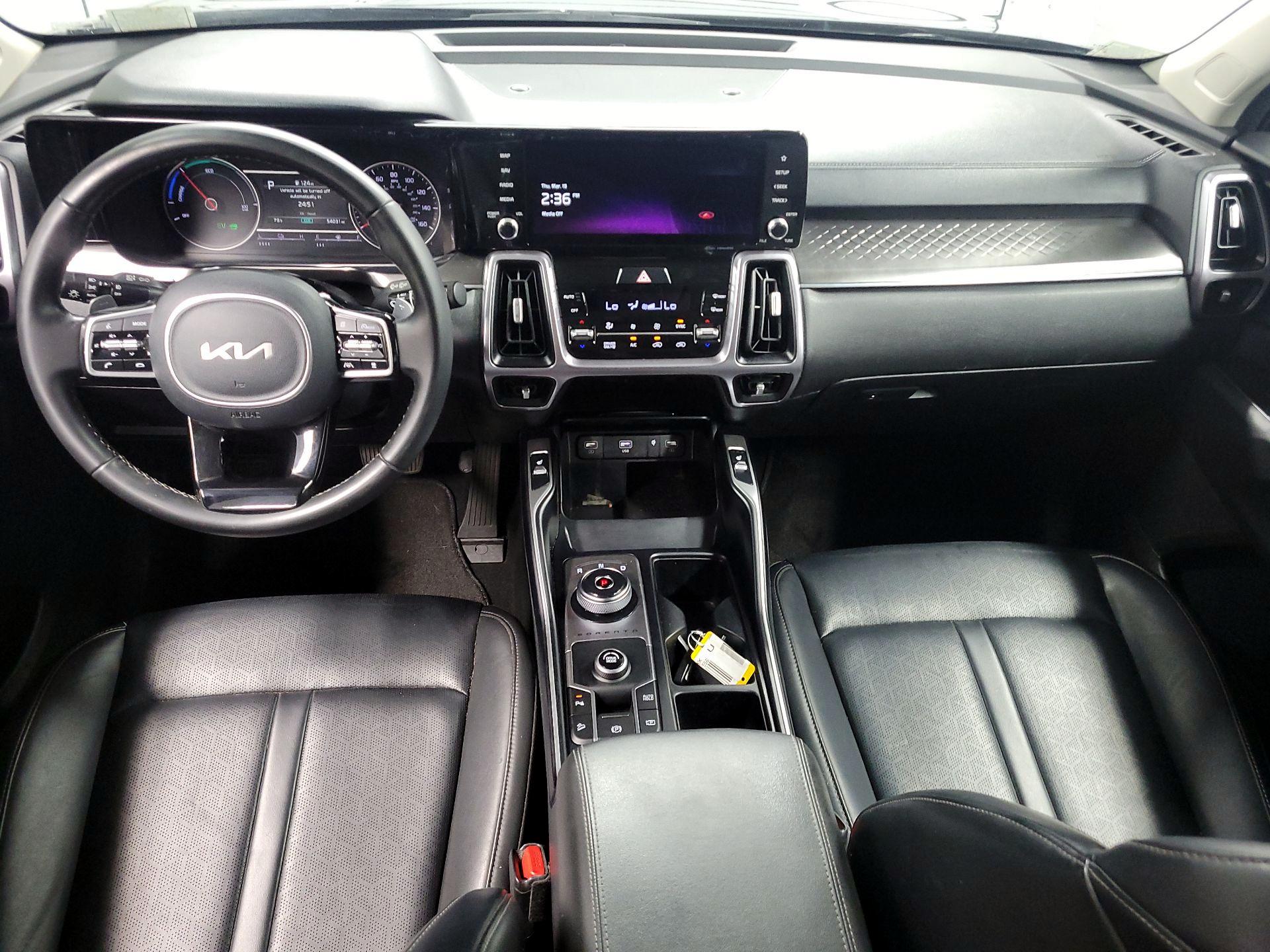Thumbnail: 2023 Kia Sorento - 9