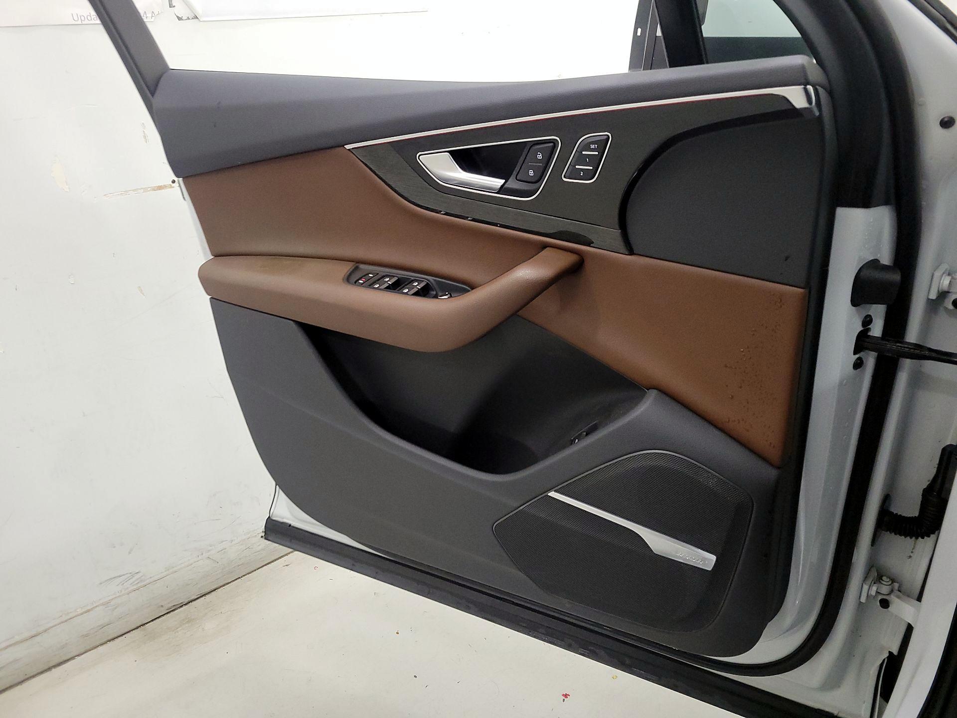 Thumbnail: 2018 Audi Q7 - 12