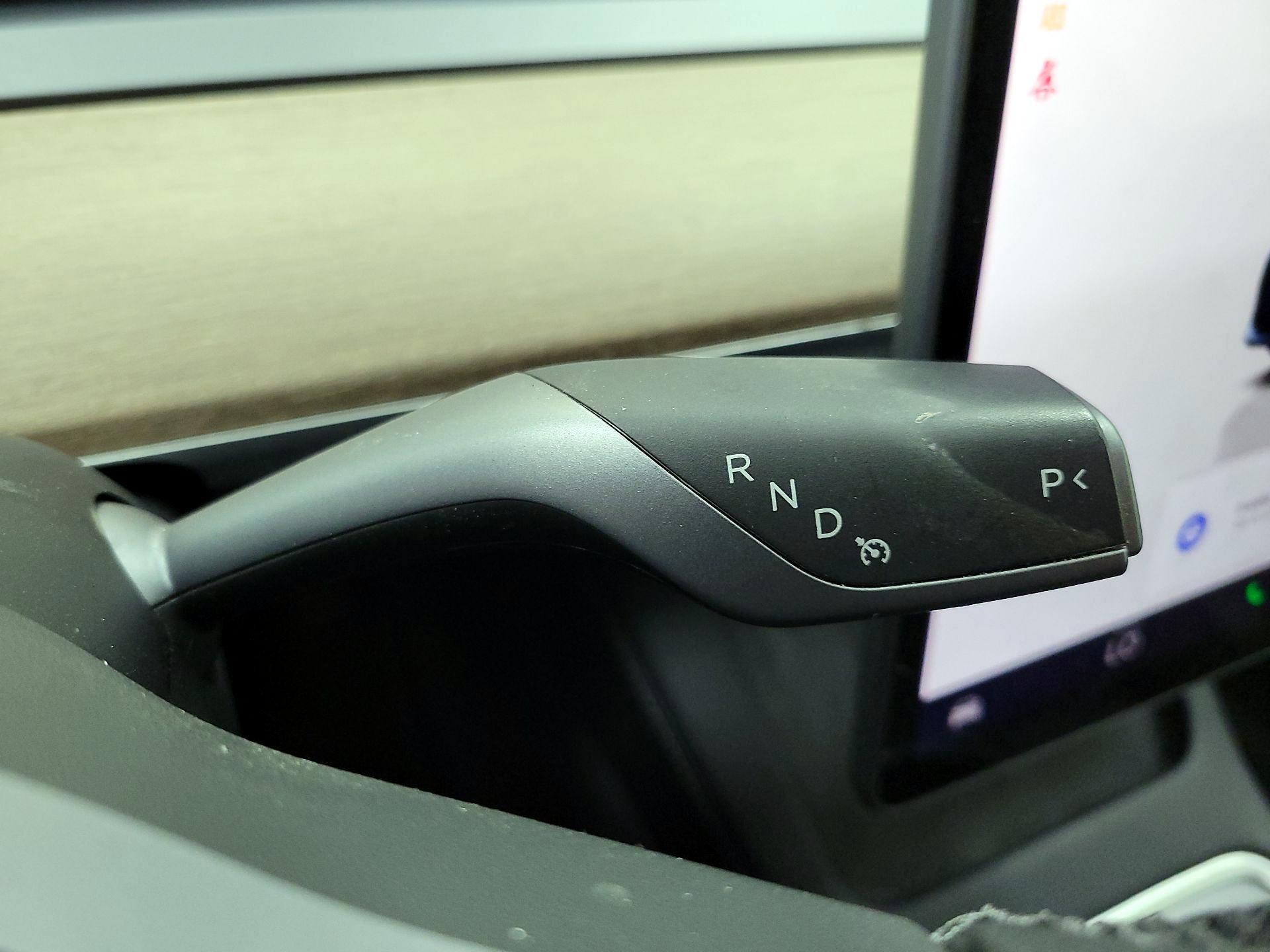 Thumbnail: 2023 Tesla Model 3 - 17