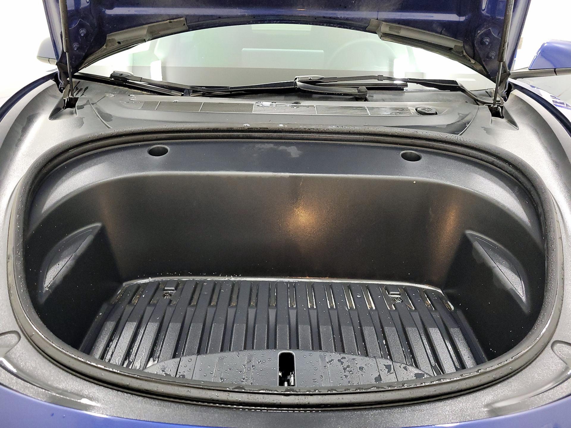 Thumbnail: 2023 Tesla Model 3 - 20