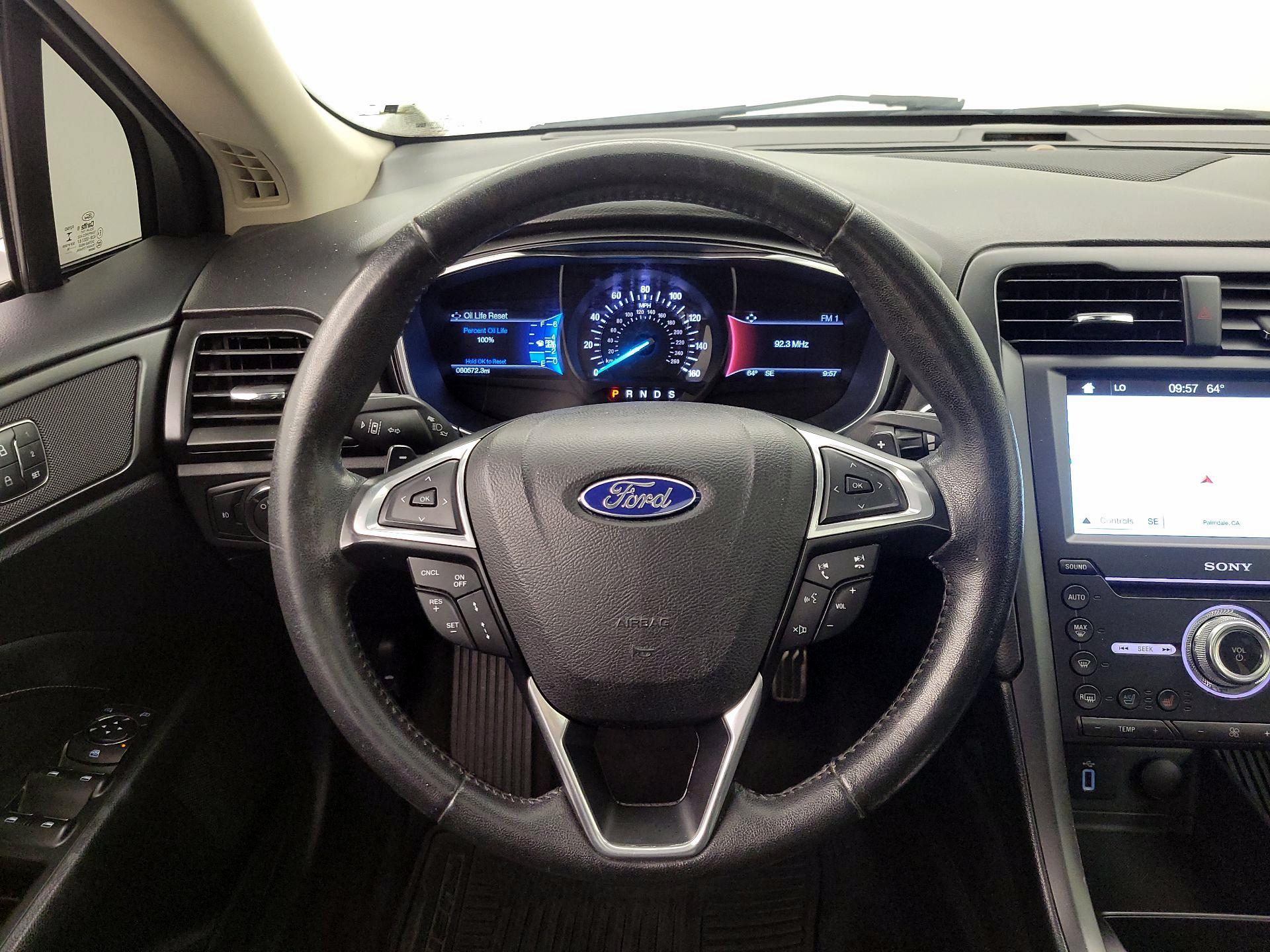 Thumbnail: 2017 Ford Fusion - 9