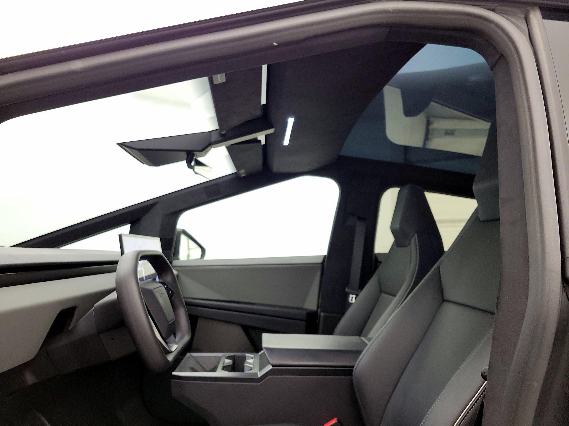 Thumbnail: 2024 Tesla Cybertruck - 18