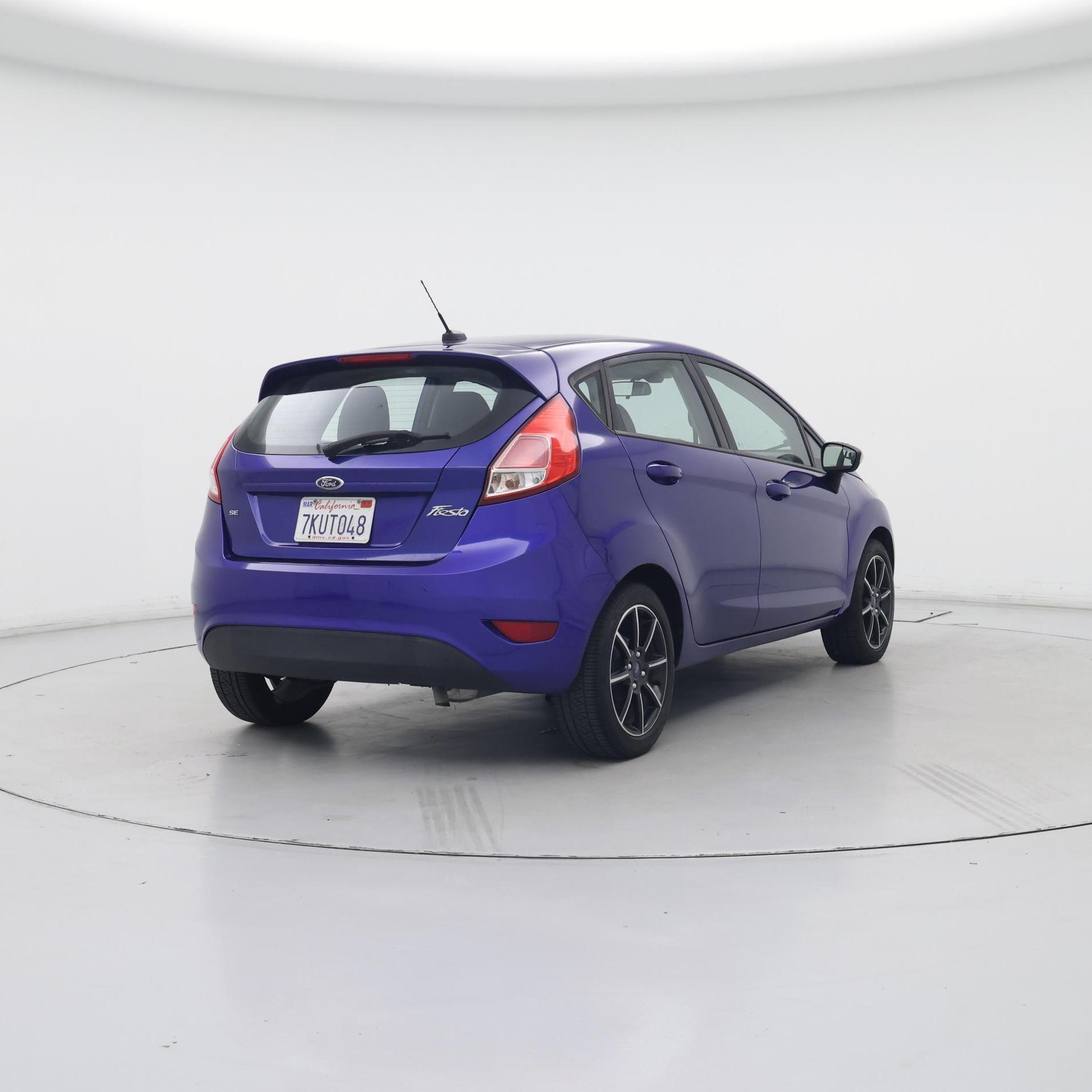 Thumbnail: 2015 Ford Fiesta - 8