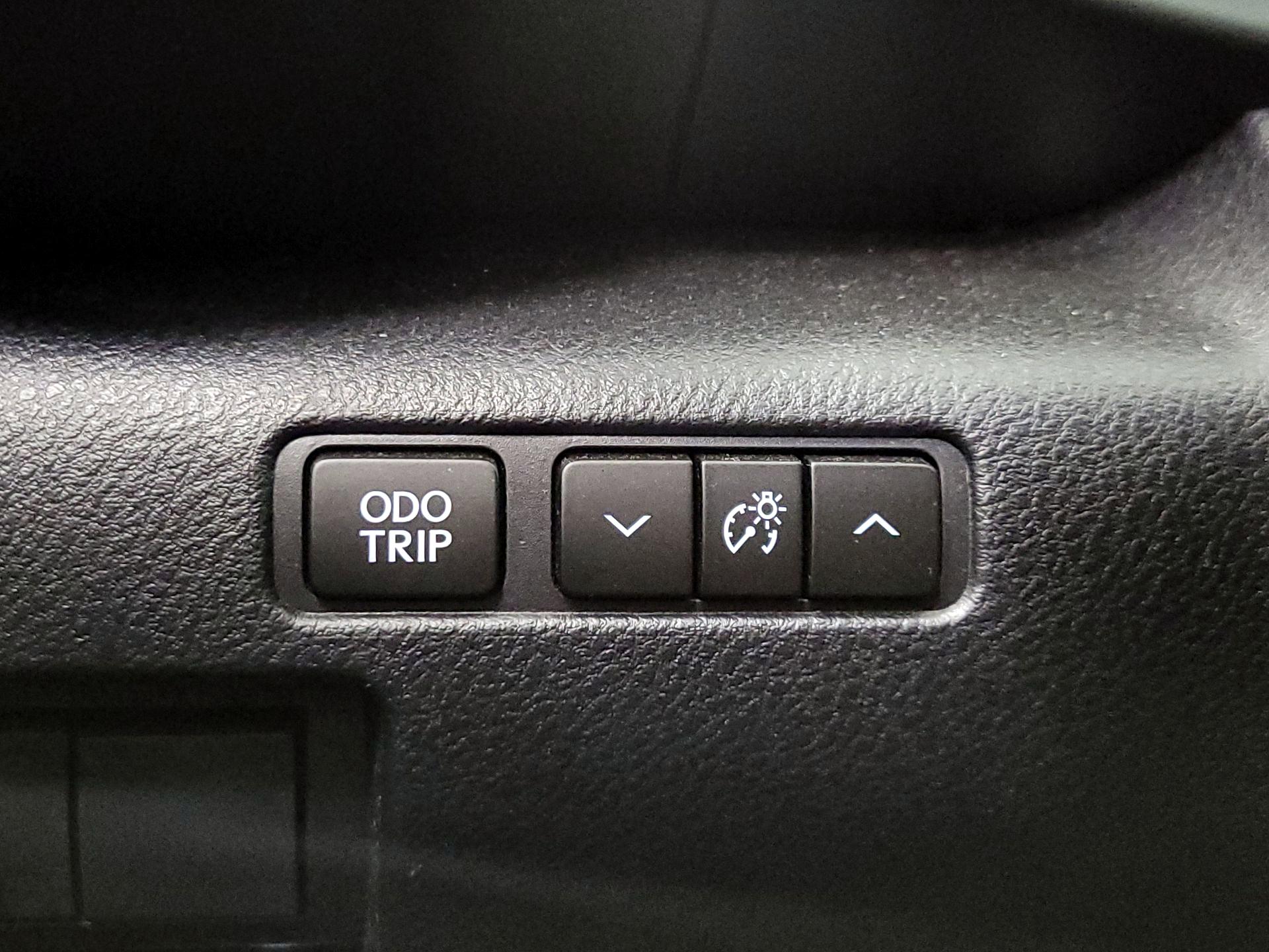 Thumbnail: 2021 Lexus IS - 13