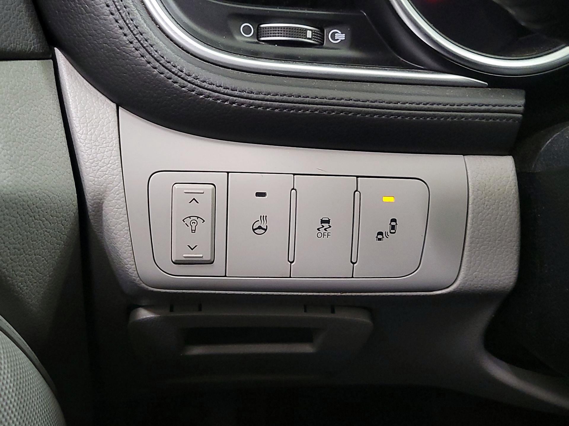 Thumbnail: 2014 Kia Optima - 13