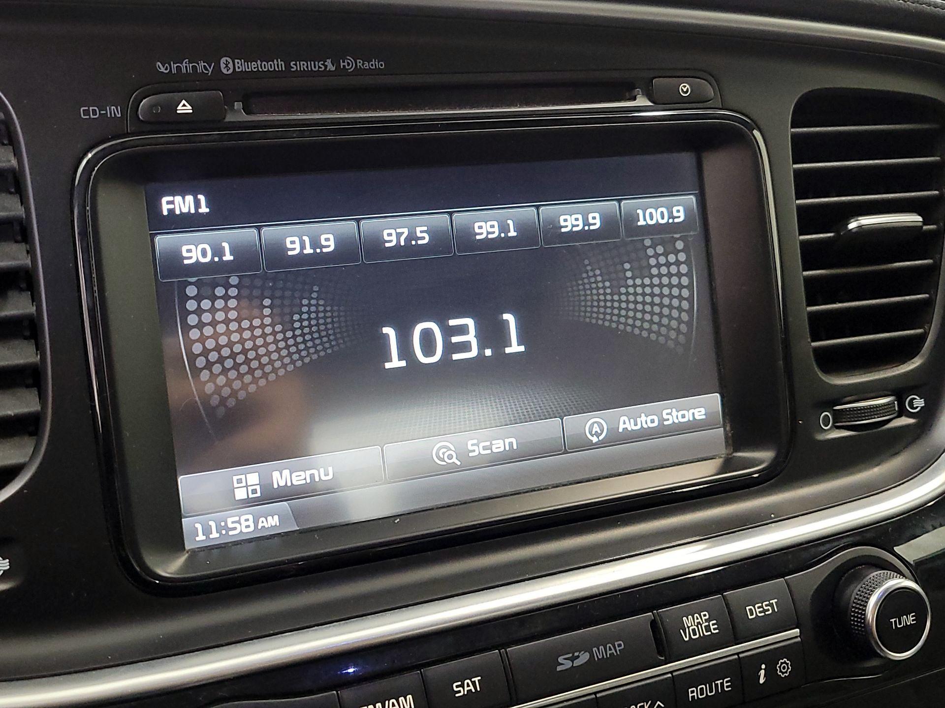 Thumbnail: 2014 Kia Optima - 16