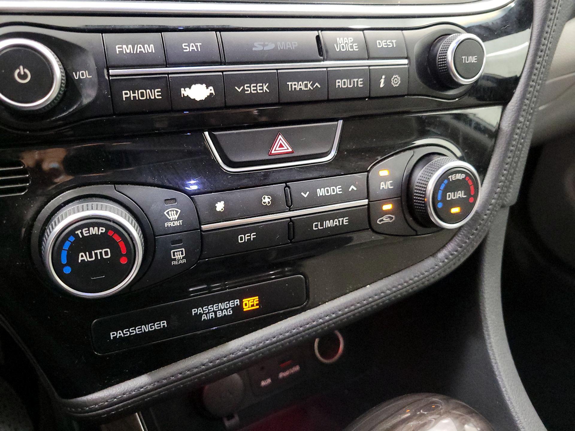 Thumbnail: 2014 Kia Optima - 17
