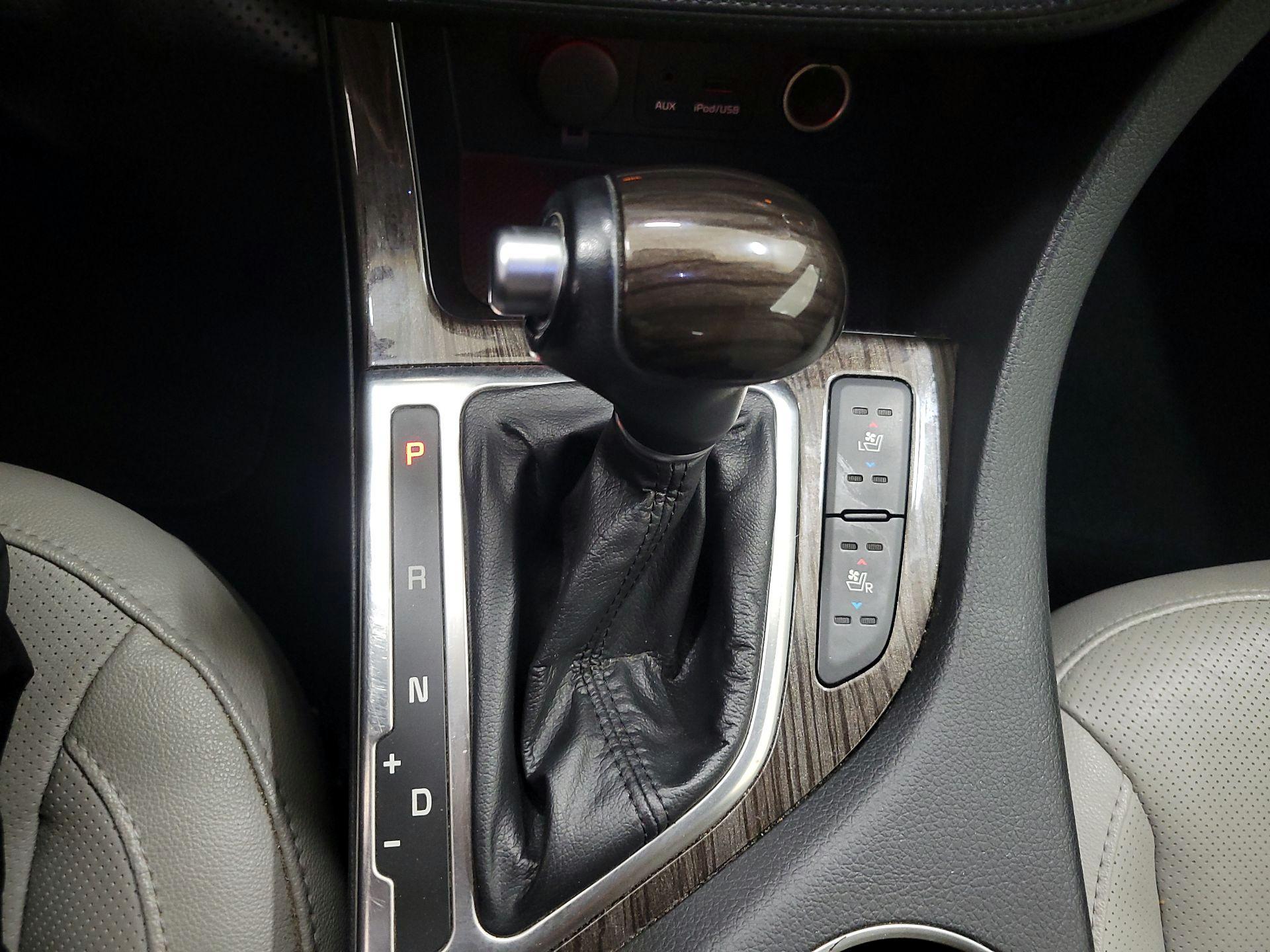 Thumbnail: 2014 Kia Optima - 18