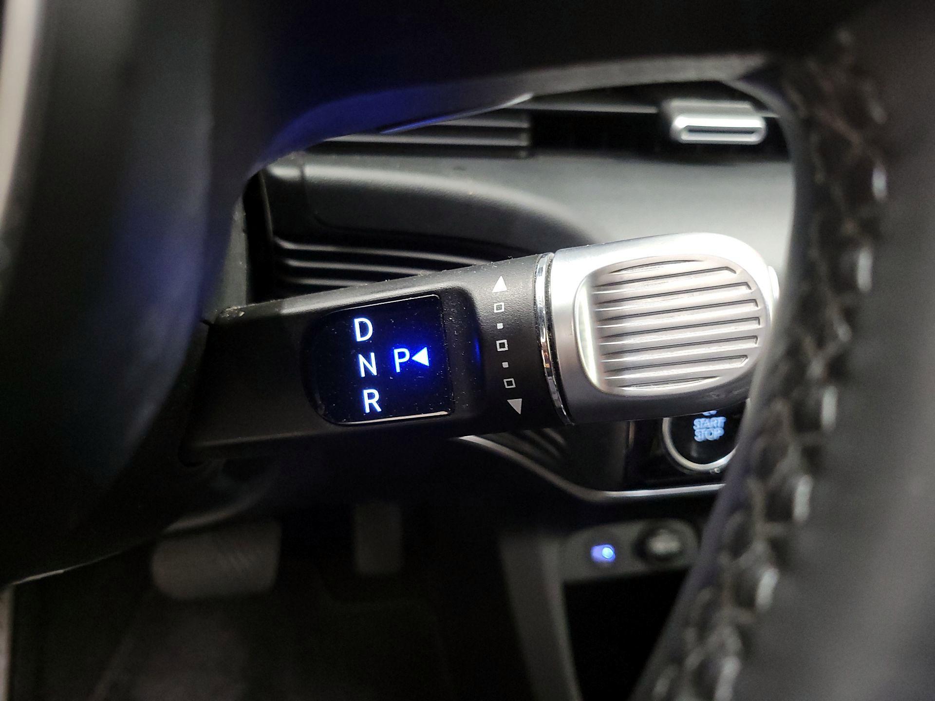 Thumbnail: 2022 Hyundai Ioniq 5 - 18