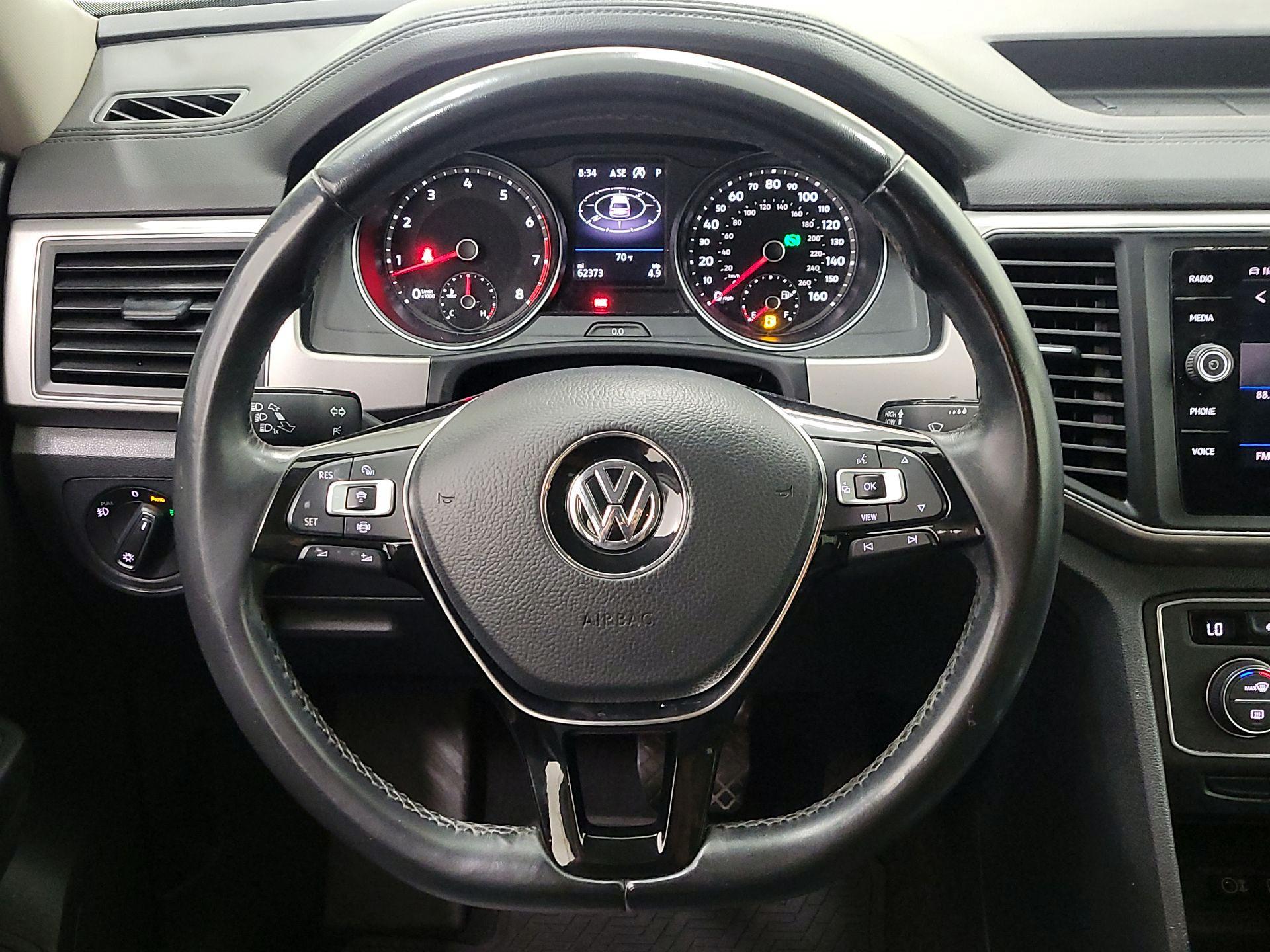 Thumbnail: 2019 Volkswagen Atlas - 10