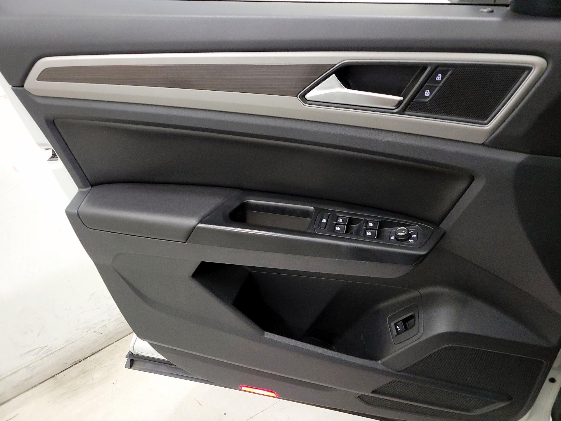 Thumbnail: 2019 Volkswagen Atlas - 12