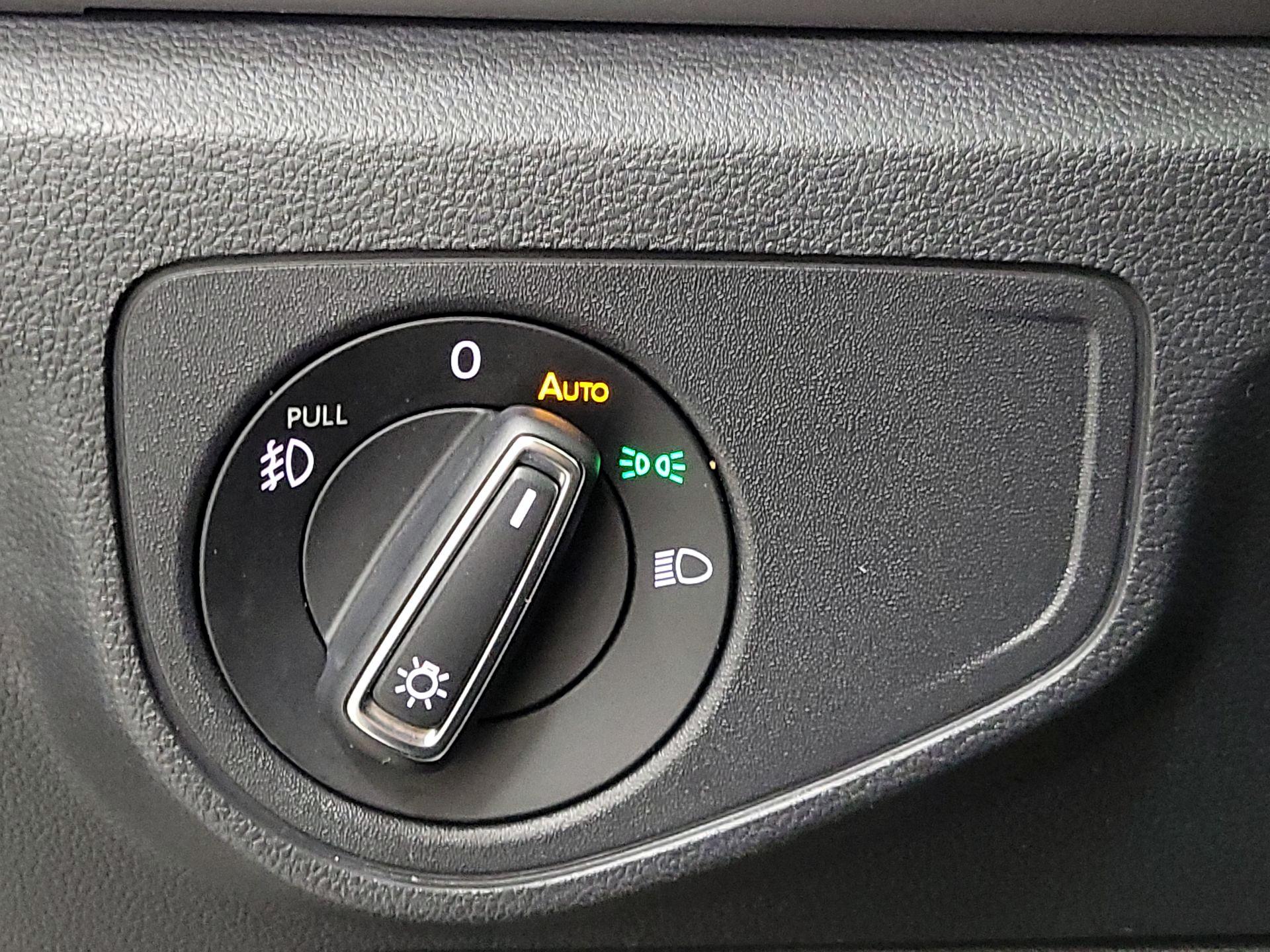 Thumbnail: 2019 Volkswagen Atlas - 13