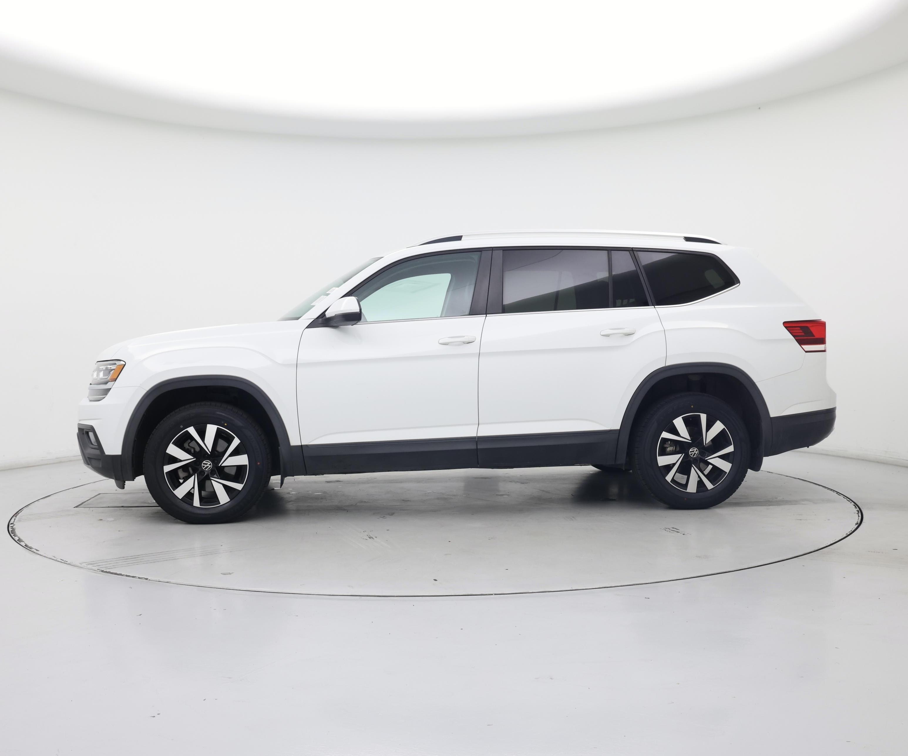Thumbnail: 2019 Volkswagen Atlas - 3