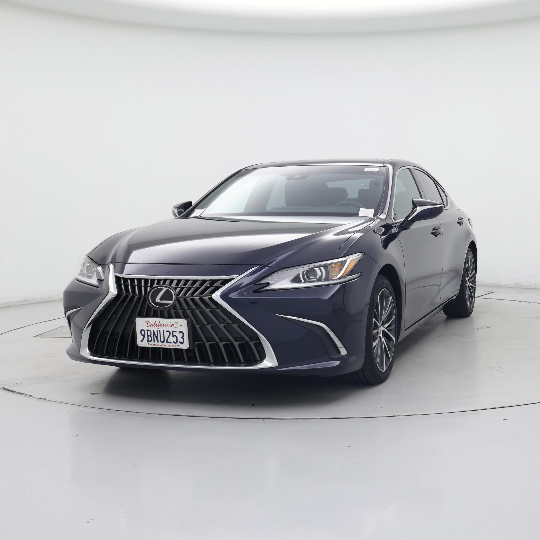 Thumbnail: 2022 Lexus ES - 4