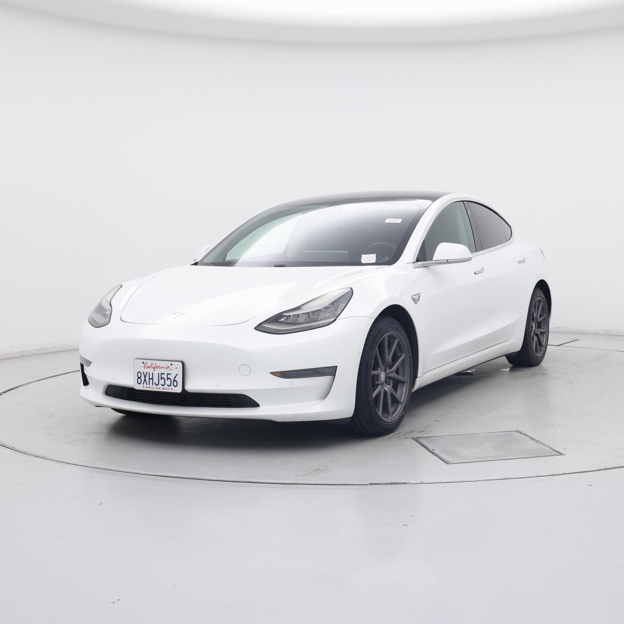 Thumbnail: 2019 Tesla Model 3 - 4