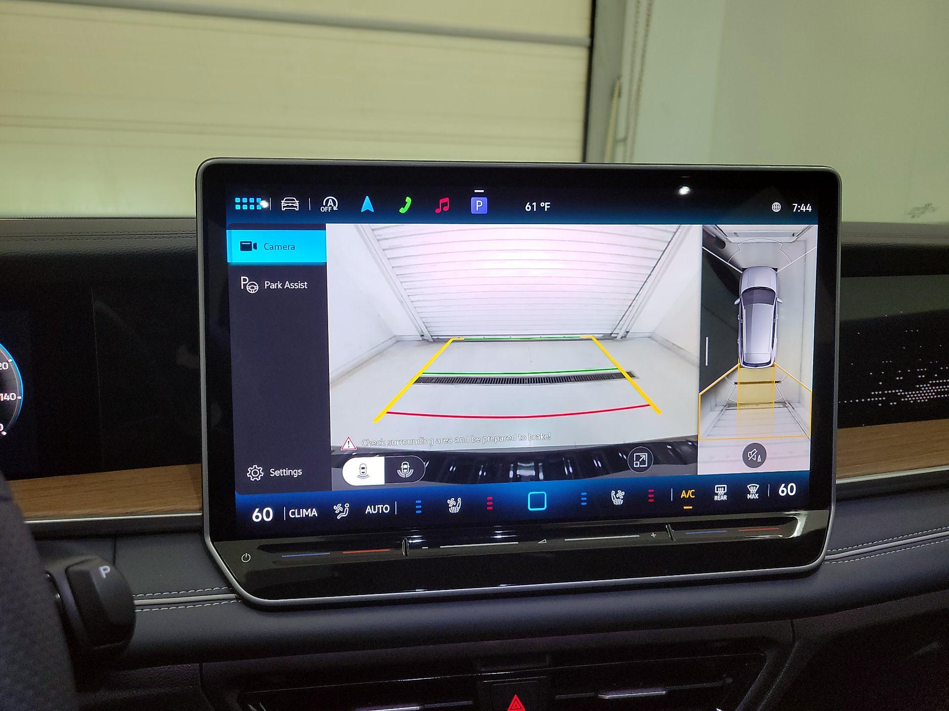 Thumbnail: 2026 Volkswagen Tiguan - 15