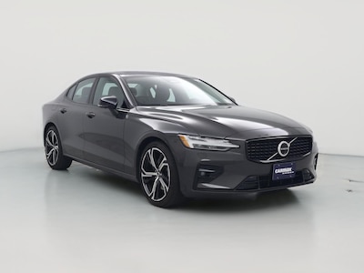 2024 Volvo S60 B5 Plus Dark Theme