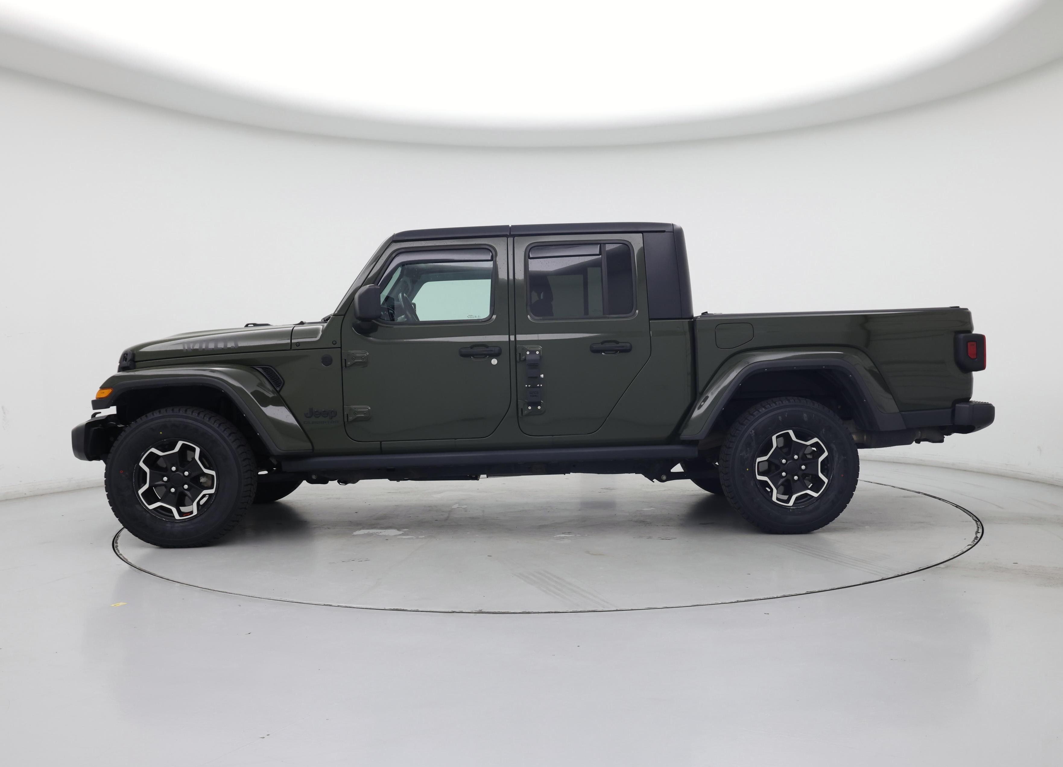 Thumbnail: 2021 Jeep Gladiator - 3