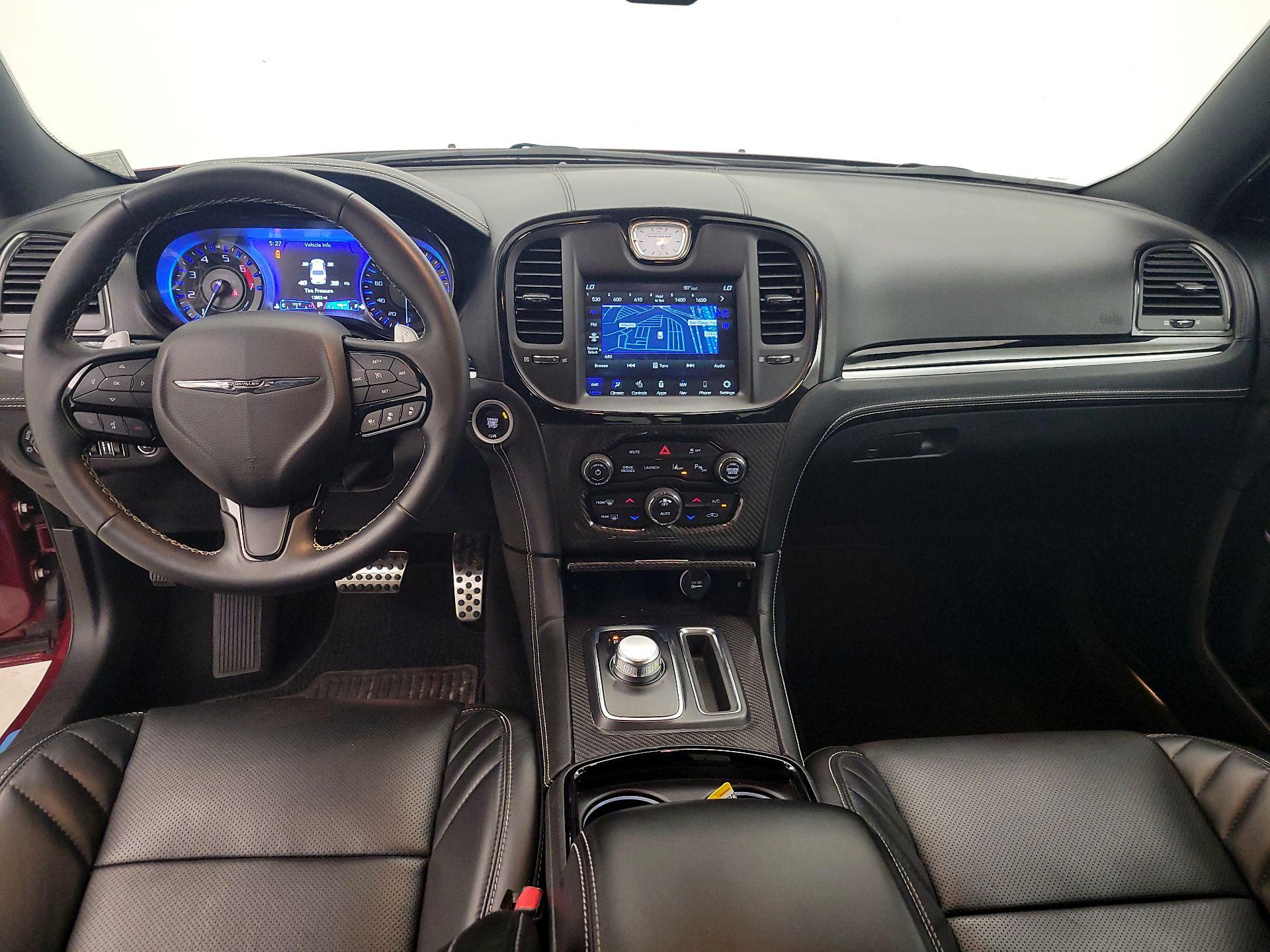 Thumbnail: 2023 Chrysler 300 - 9