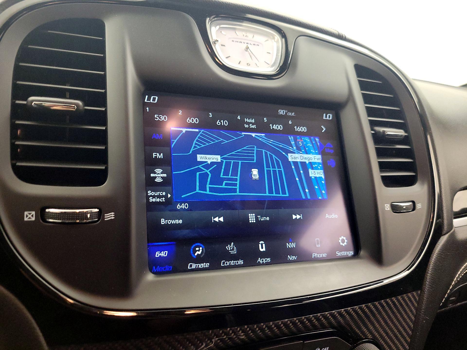 Thumbnail: 2023 Chrysler 300 - 14