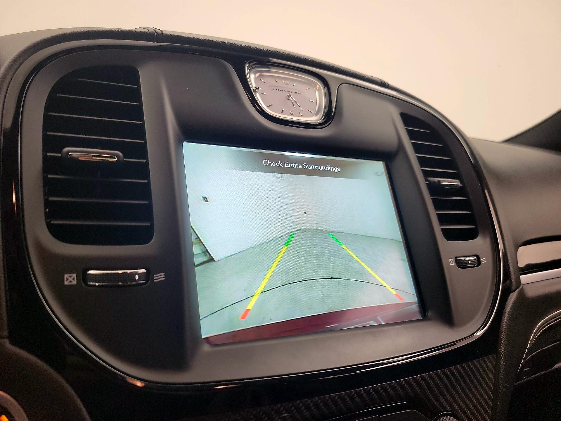 Thumbnail: 2023 Chrysler 300 - 15