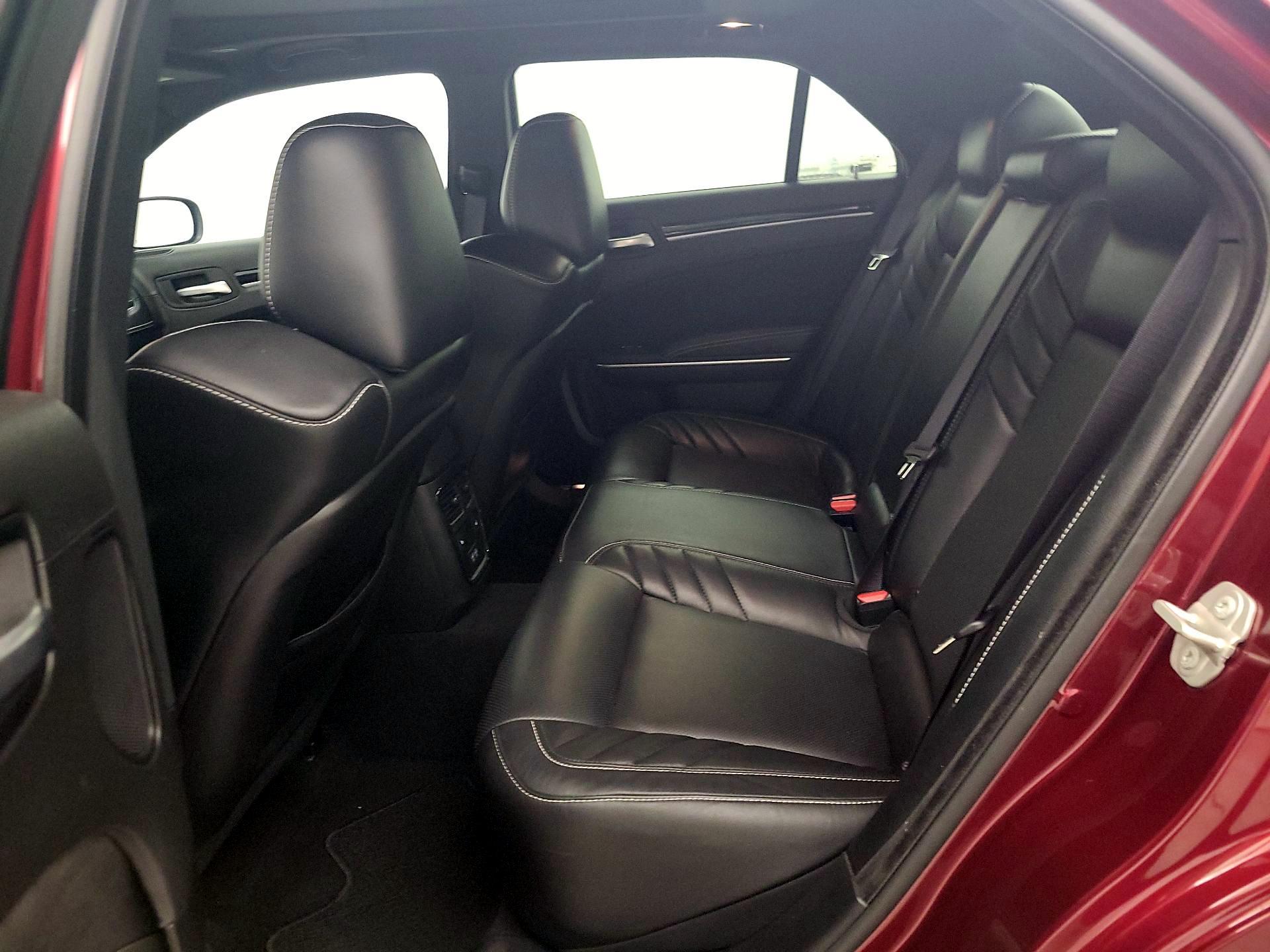 Thumbnail: 2023 Chrysler 300 - 20