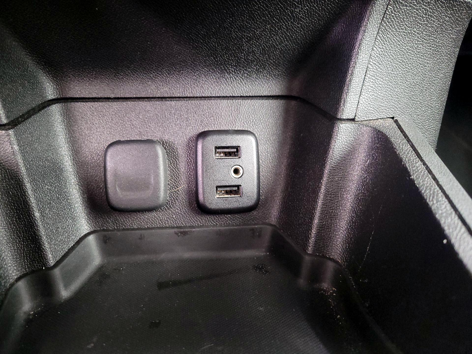 Thumbnail: 2017 Chevrolet Volt - 19