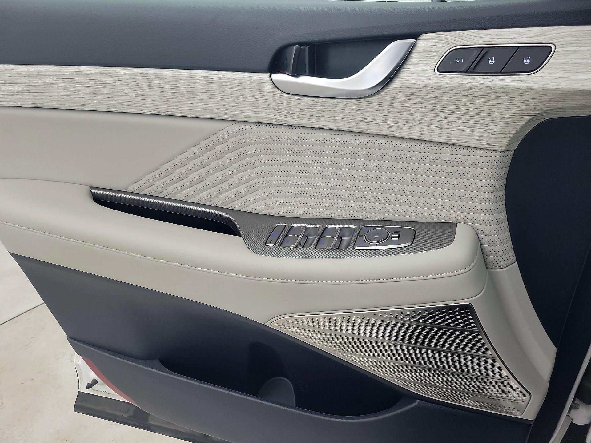 Thumbnail: 2024 Hyundai Palisade - 10