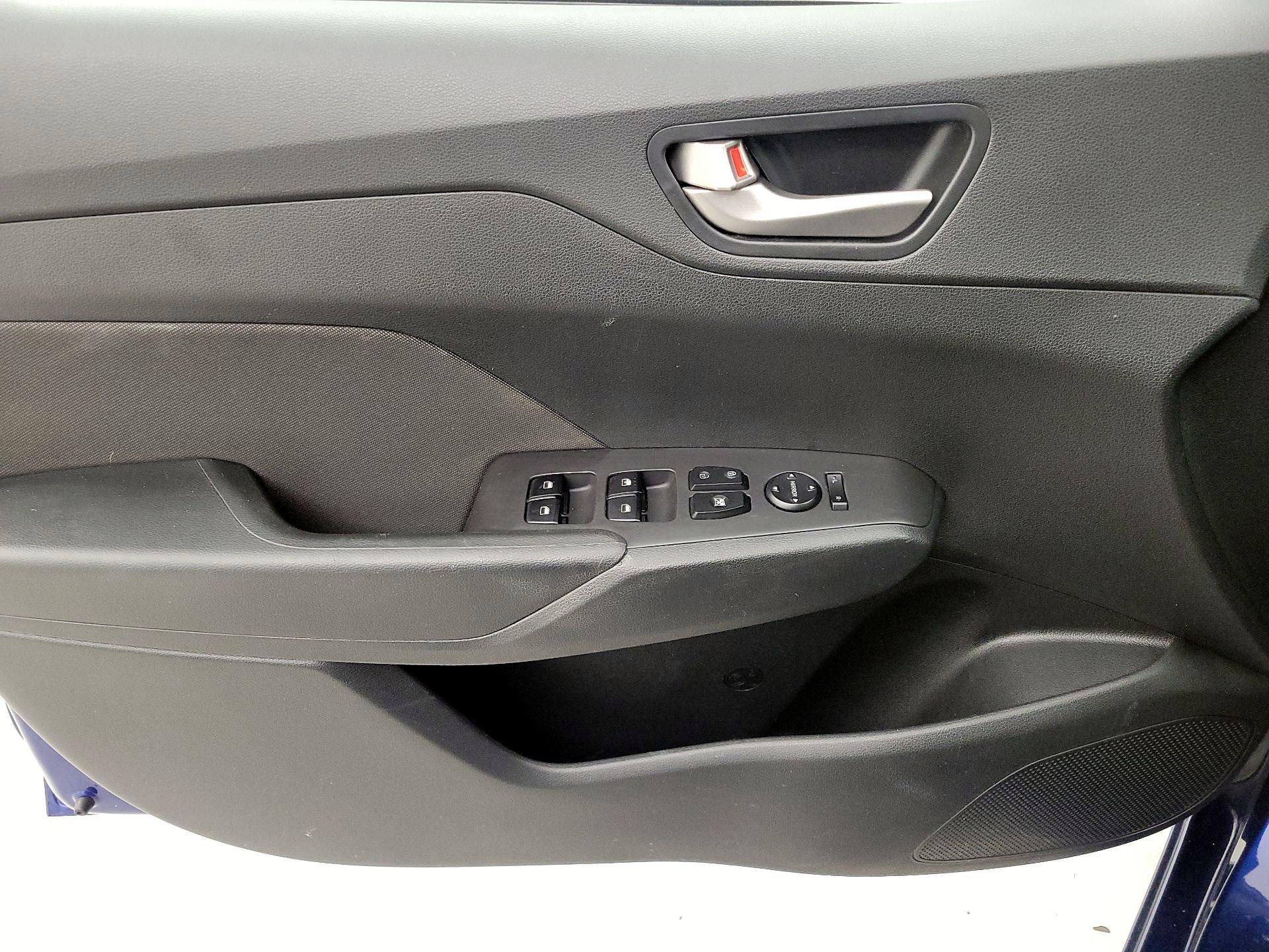 Thumbnail: 2020 Hyundai Accent - 12