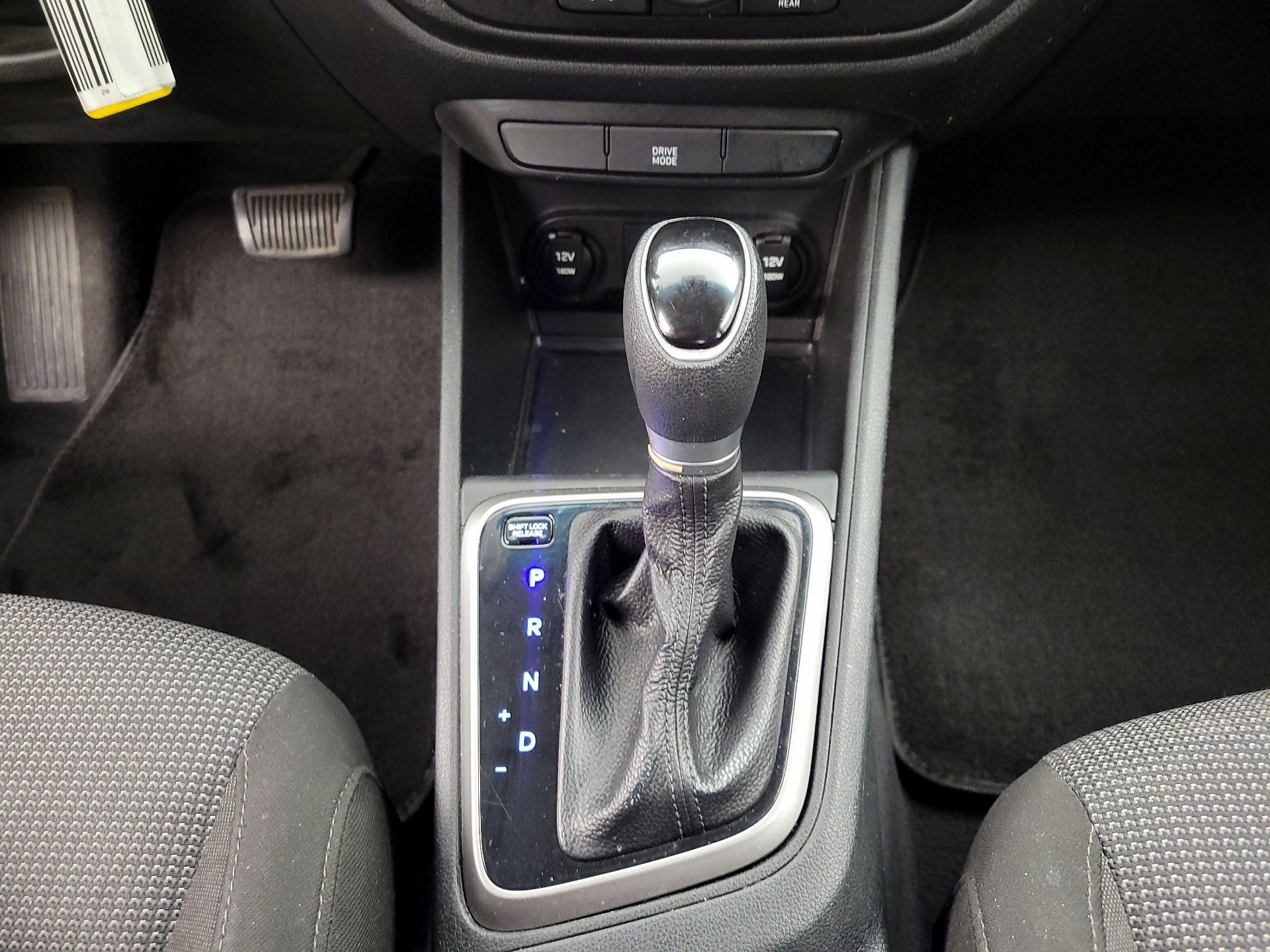 Thumbnail: 2020 Hyundai Accent - 17