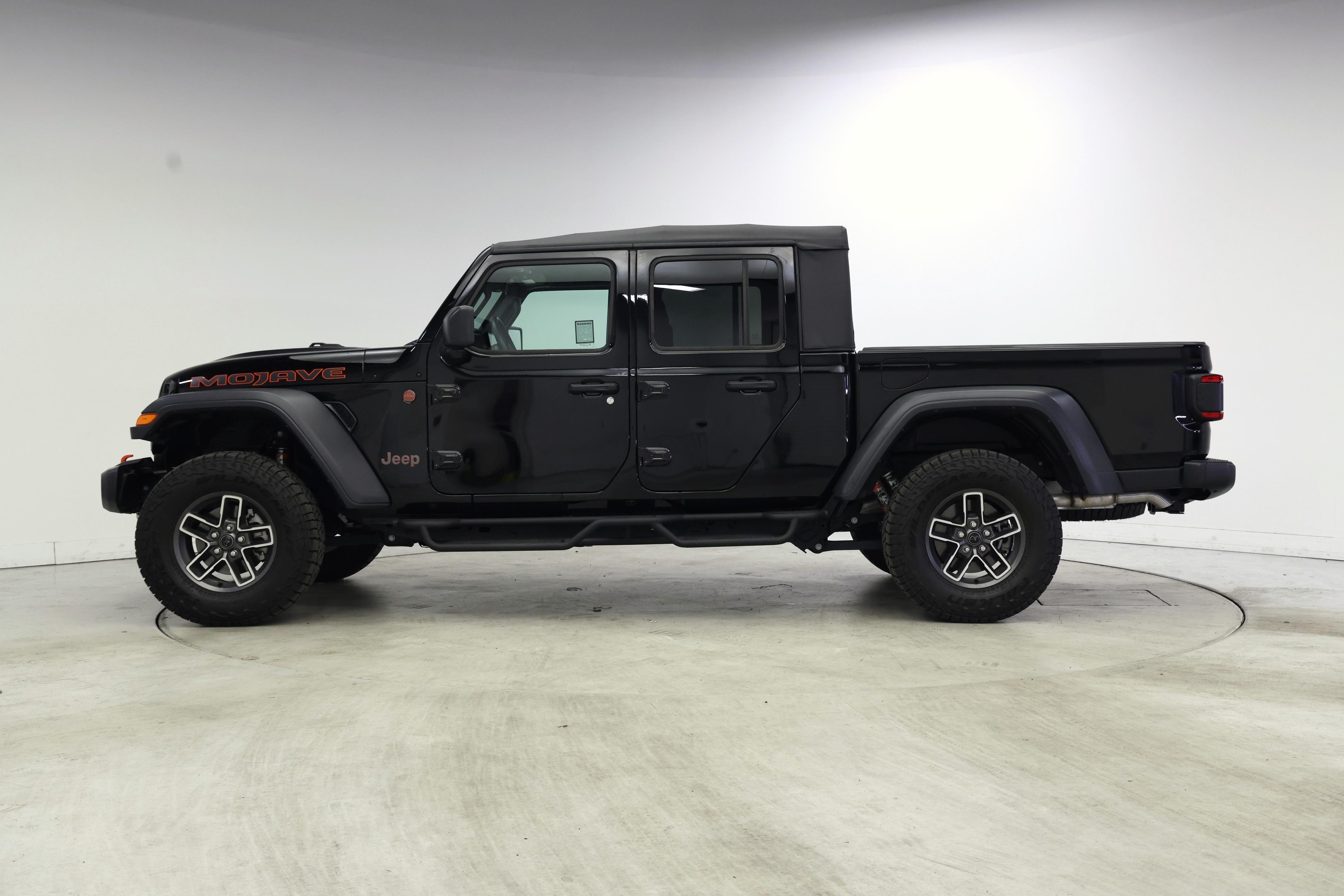Thumbnail: 2025 Jeep Gladiator - 3