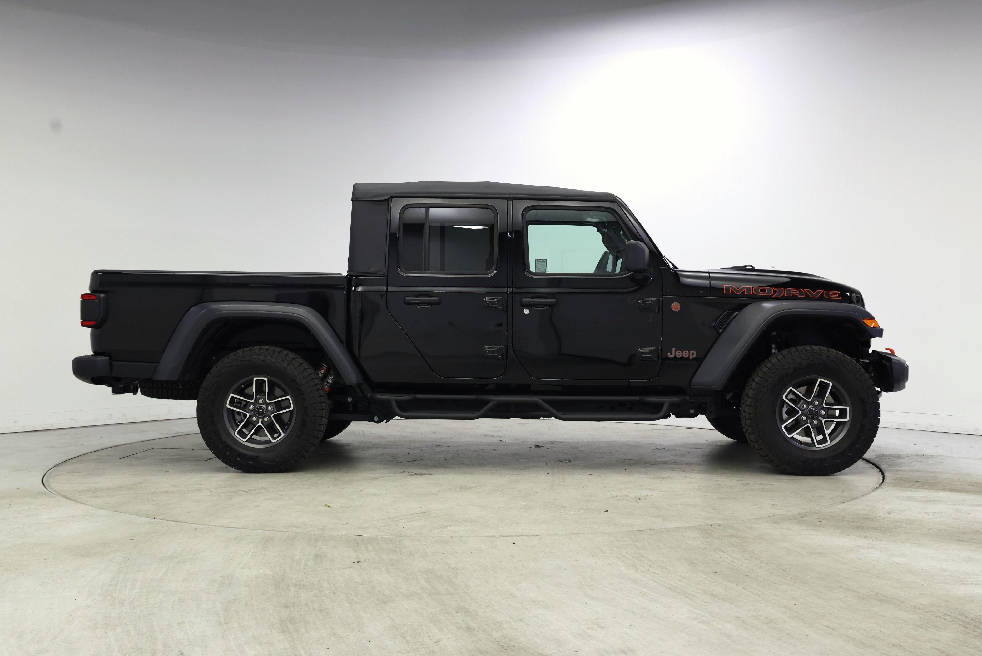 Thumbnail: 2025 Jeep Gladiator - 7