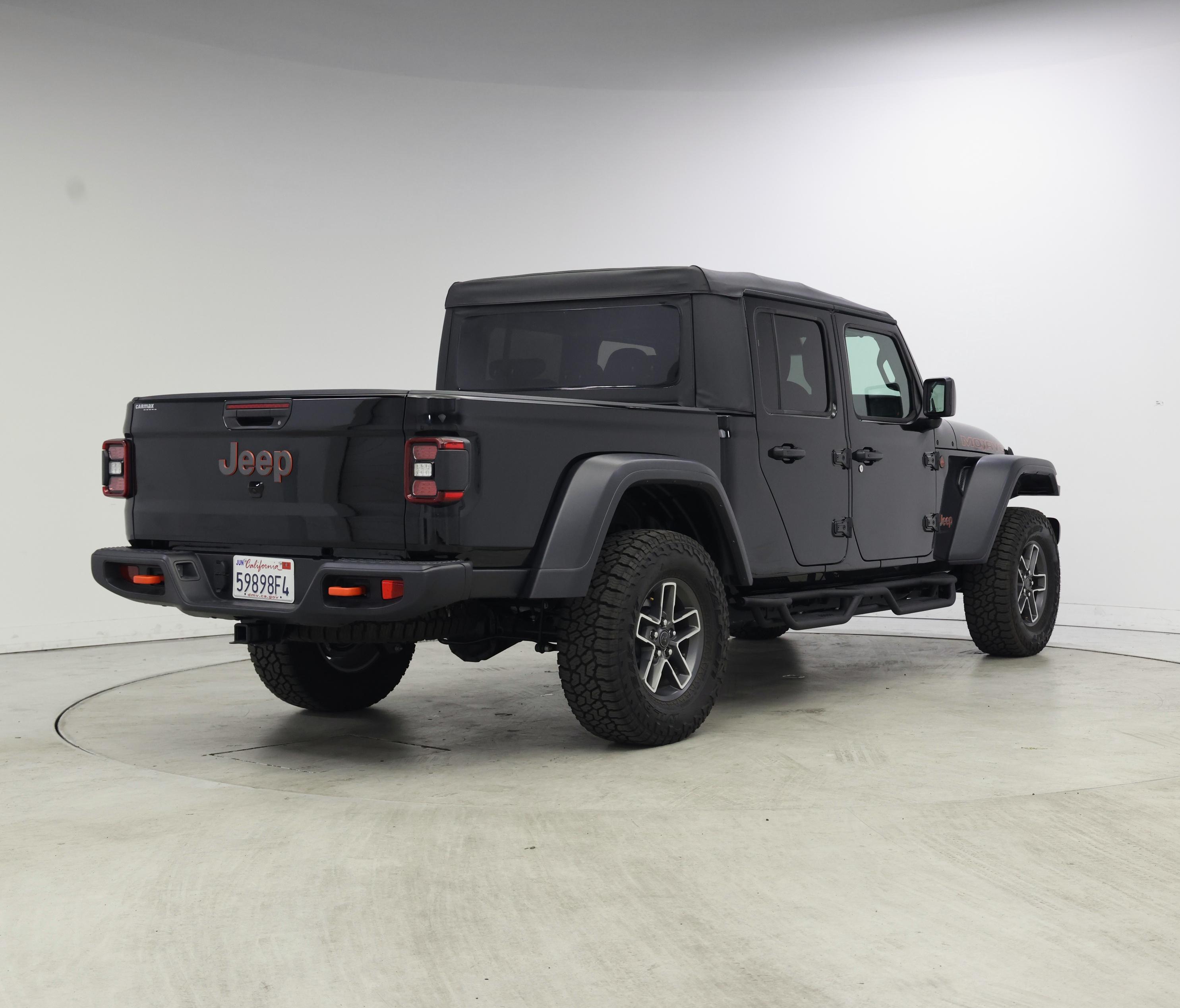Thumbnail: 2025 Jeep Gladiator - 8
