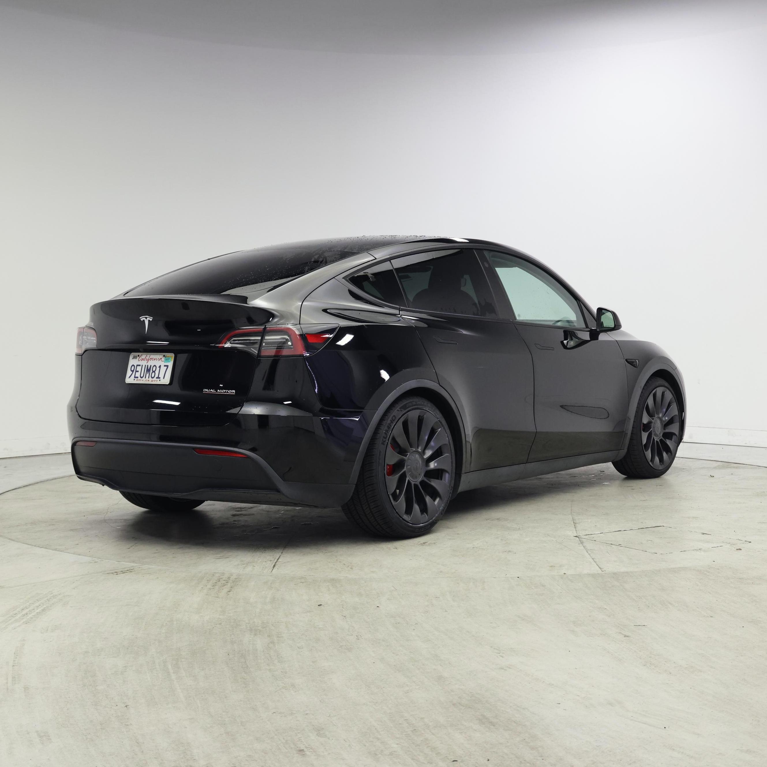 Thumbnail: 2023 Tesla Model Y - 8